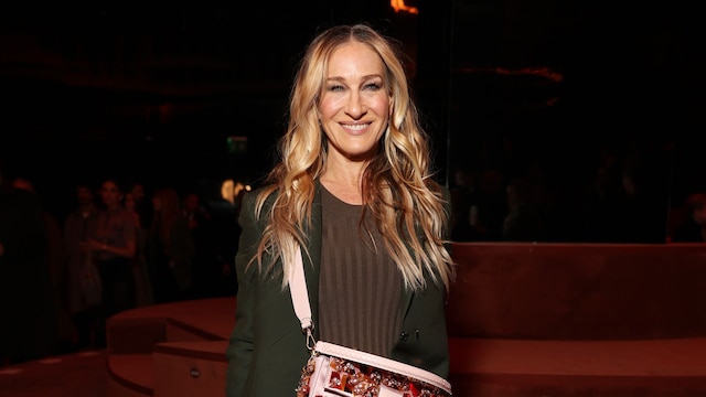 Sarah Jessica Parker en el desfile de Fendi, Milan Fashion Week Otoño/Invierno 2025-26