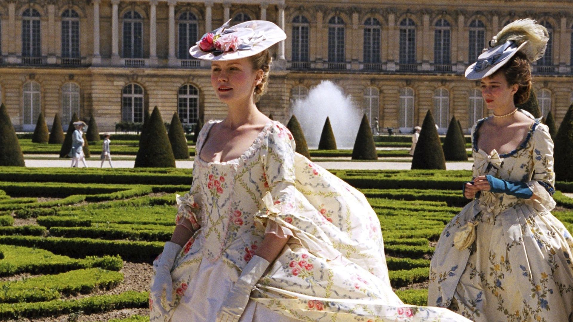 20 años desde que Marie Antoinette ganó mejor vestuario en los Oscar y enamoró a toda una generación