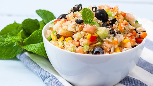 quinoa garbanzos curcuma