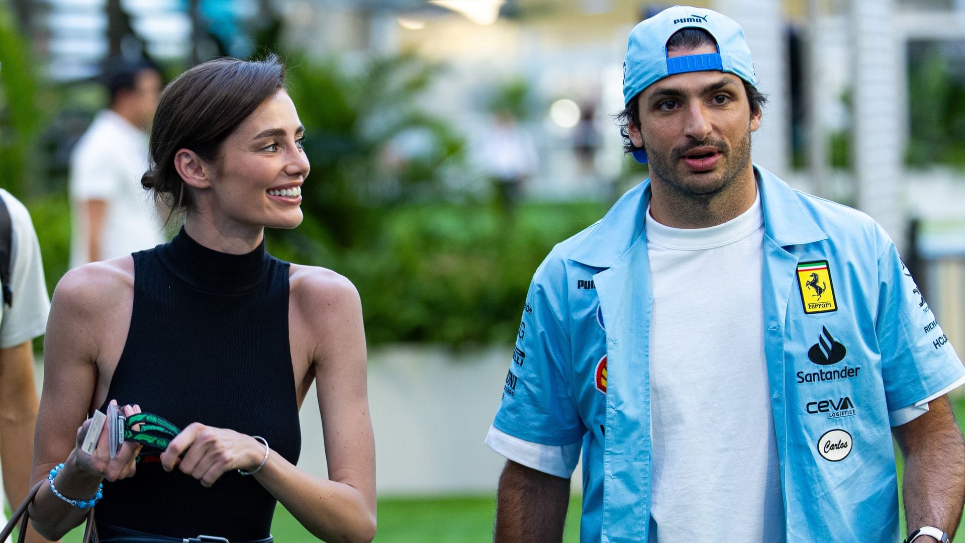 El nuevo horizonte que se abre ya para Carlos Sainz Jr. y su novia Rebecca Donaldson