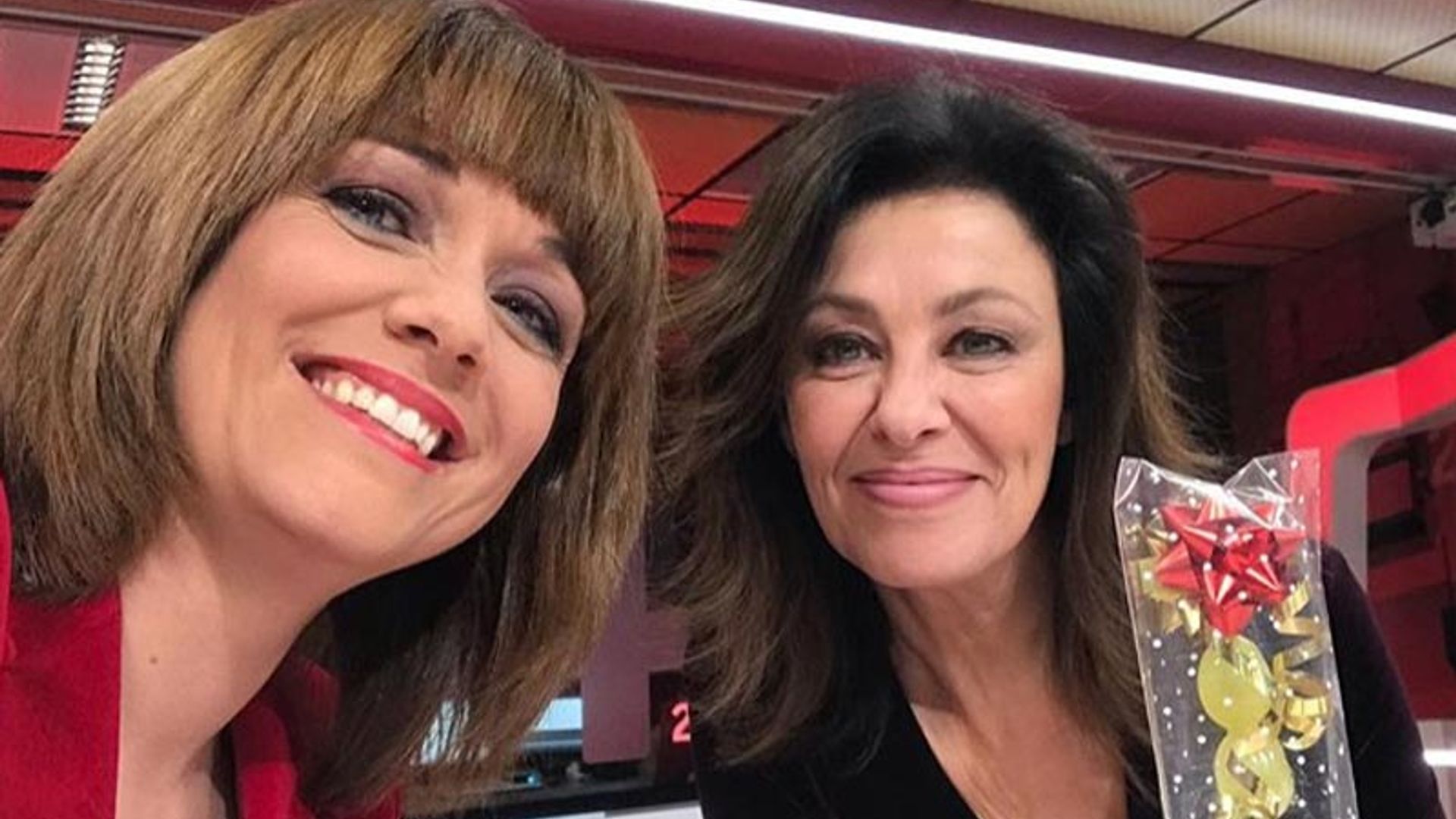 La divertida celebración de las presentadoras del canal 24 horas en Nochevieja