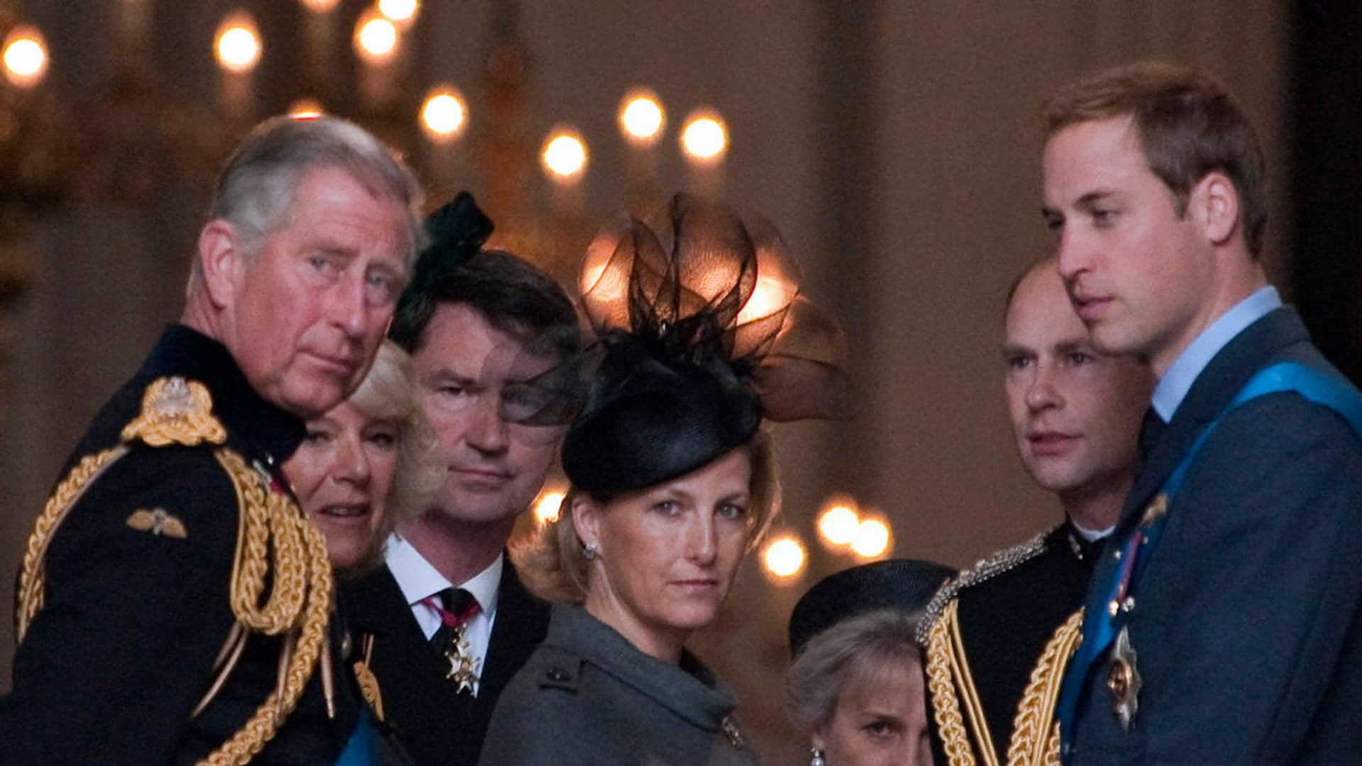 Carlos III resuelve el espinoso asunto de los títulos familiares antes de su coronación