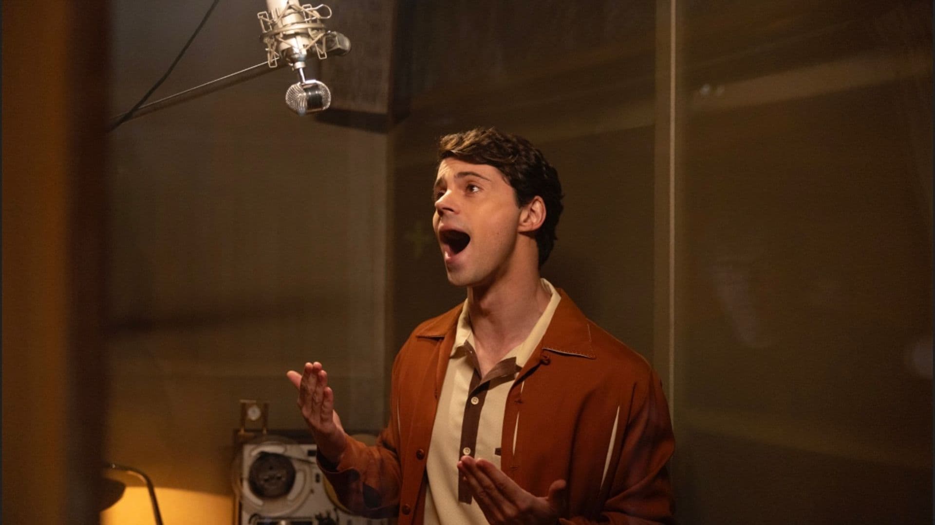 Estos son los actores que darán vida a Raphael en la nueva serie que graba Netflix