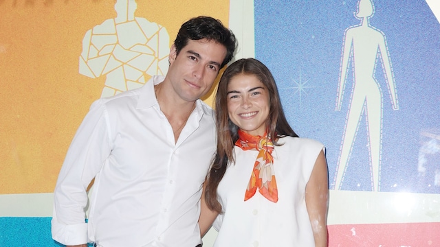 Danilo Carrera y su especial visita a Ecuador junto a su novia  
