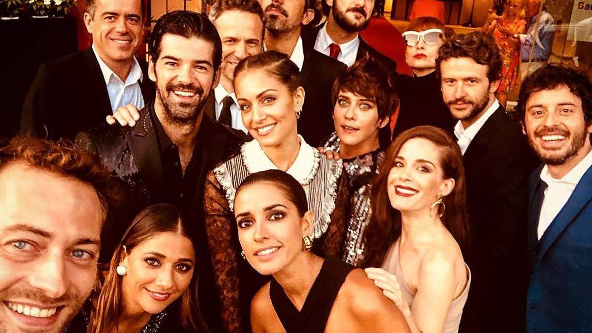 Miguel Ángel Muñoz versiona 'a la española' el famoso 'selfie' de los Oscar