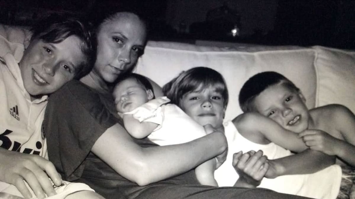 El inesperado gesto de David Beckham con Brooklyn tras dejarle fuera de su recopilatorio anual: “Los quiero mucho a todos”