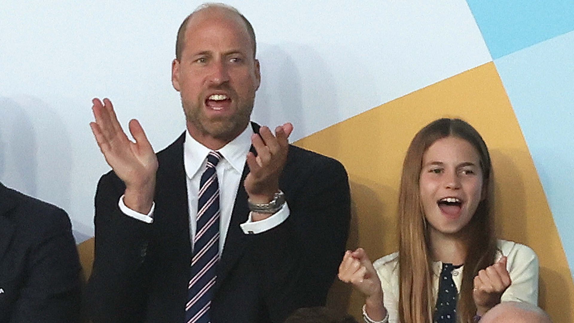 El príncipe William con la princesa Charlotte en la final femenil de la Eurocopa Femenina de la UEFA 2025 entre Inglaterra y España, el 27 de julio de 2025. 