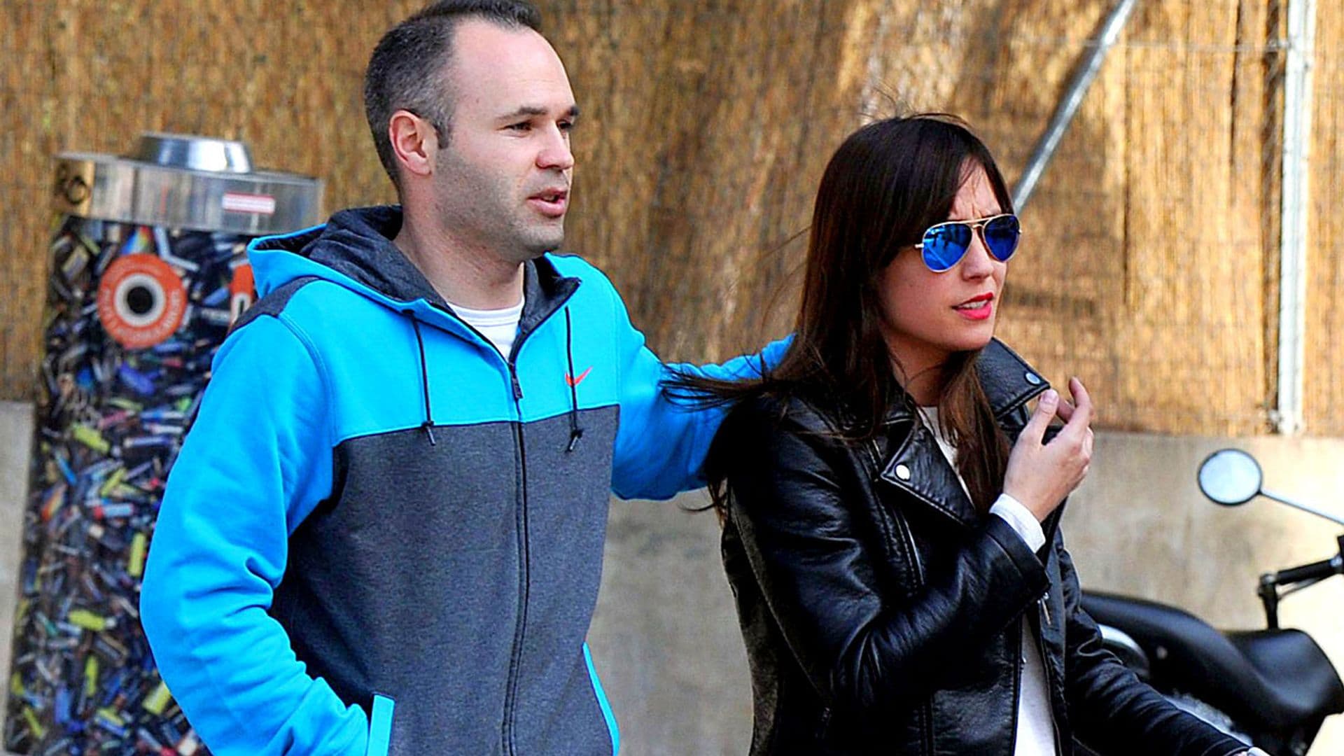 Andrés Iniesta, de la alegría por el bebé que espera a la tristeza por el fallecimiento de su abuela