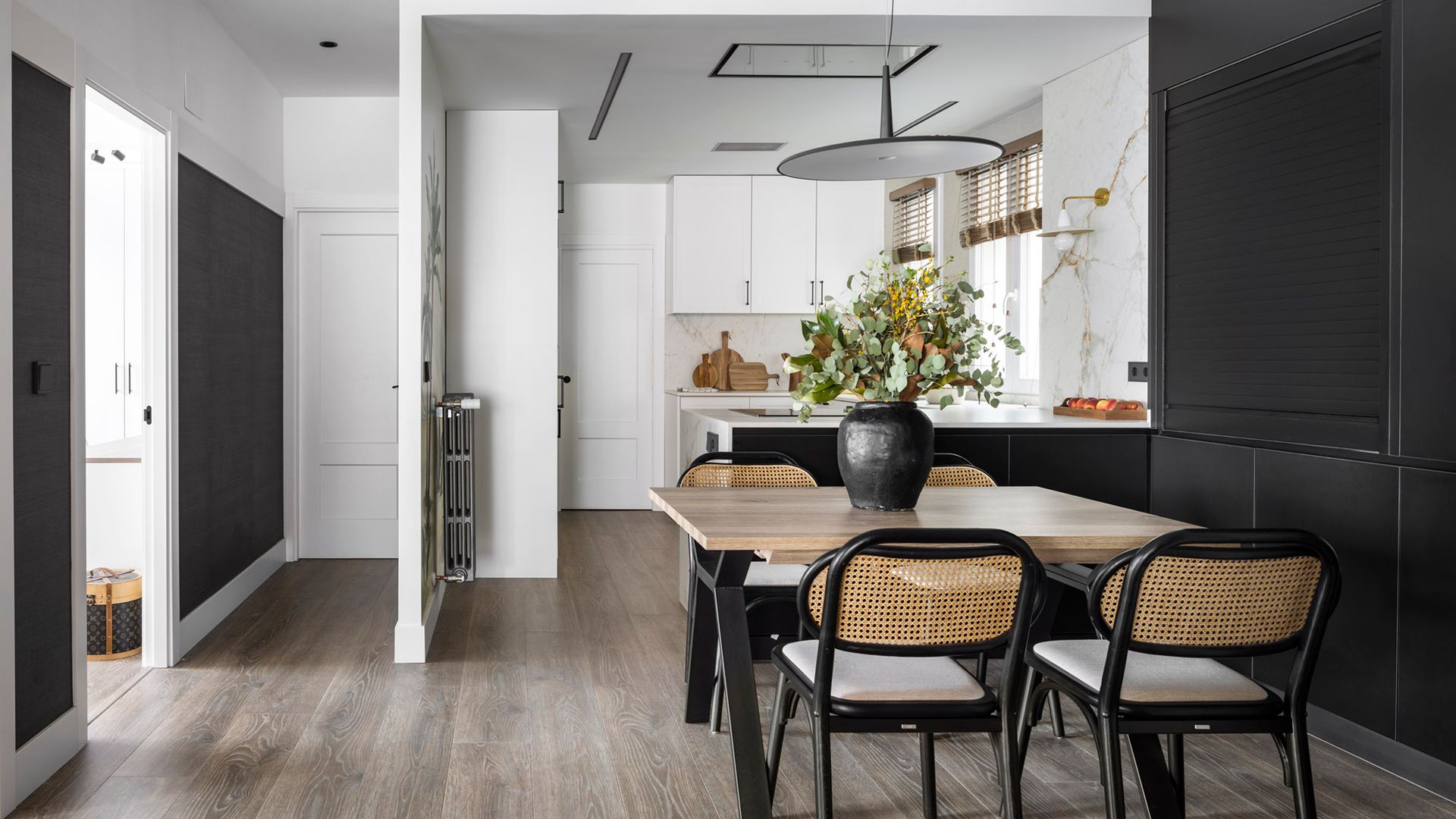 Cocina abierta, diseño de Erika Suberviola, con estilismo de Cristina Rodrígiez Goitia.
