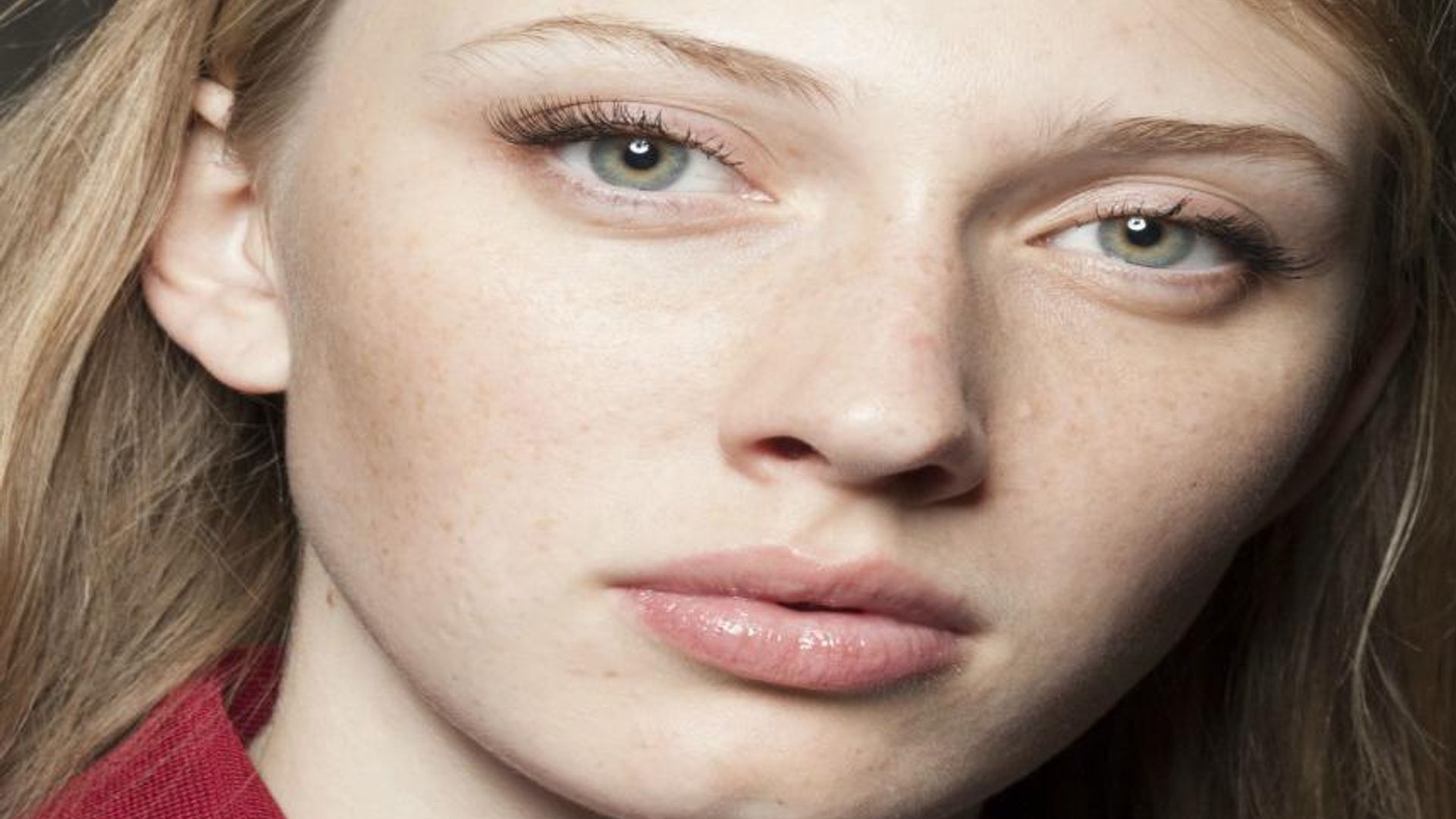 6 serums crece pestañas para una mirada de impacto