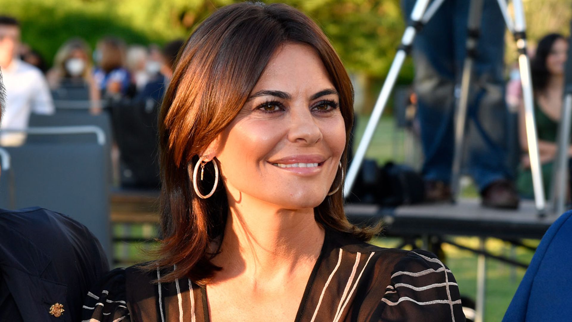 María José Suárez, sonriente y rodeada de buenos amigos, reaparece tras su separación