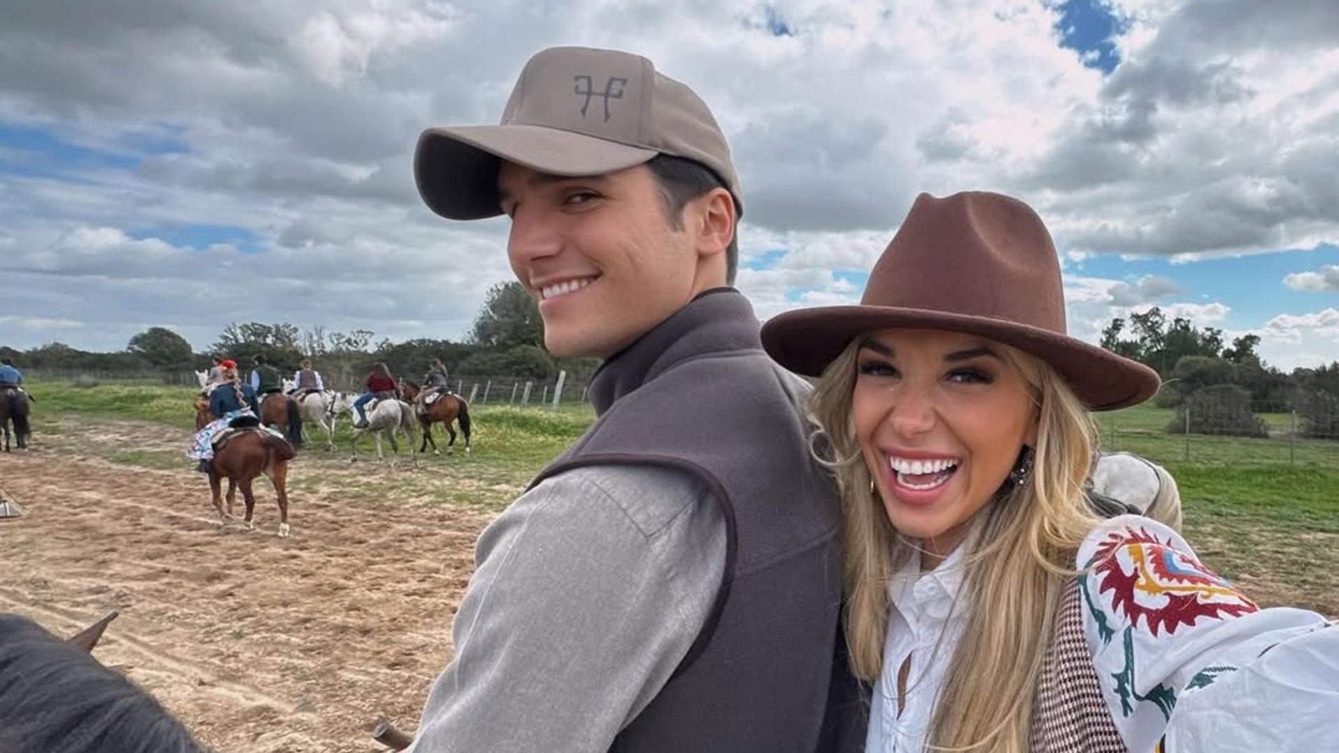 Una preciosa instantánea de la pareja