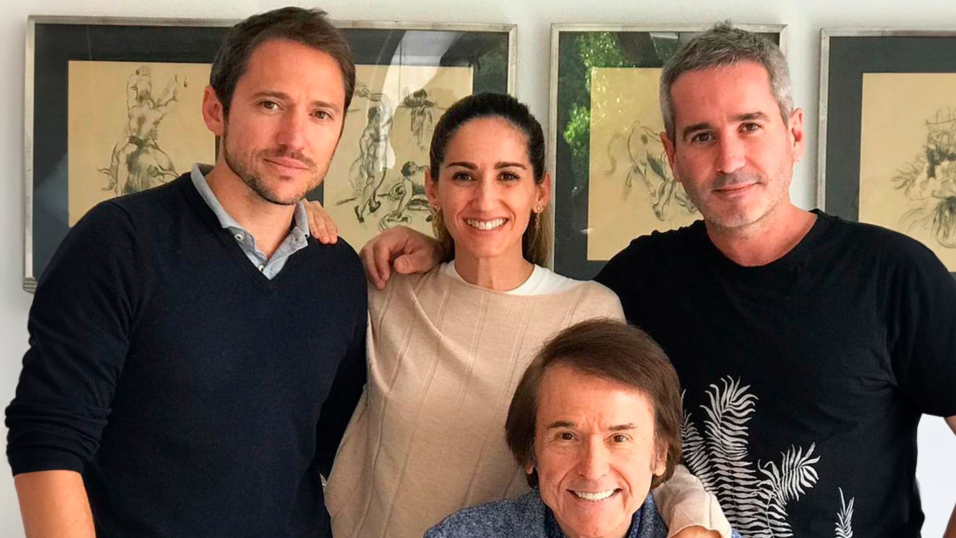 Manuel y Alejandra Martos cuentan cómo está su padre, Raphael, tras visitarlo en la casa familiar