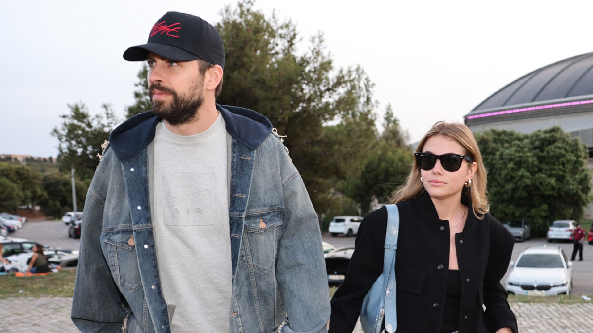Gerard Piqué reaparece junto a Clara Chía tras estar en el foco por ser investigado por la Guardia Civil