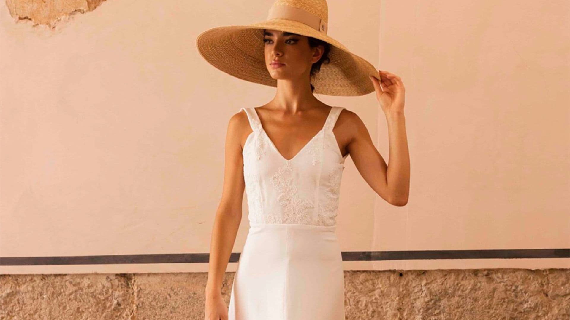 12 vestidos de novia con tirantes (y muy espectaculares) para hacer frente al calor