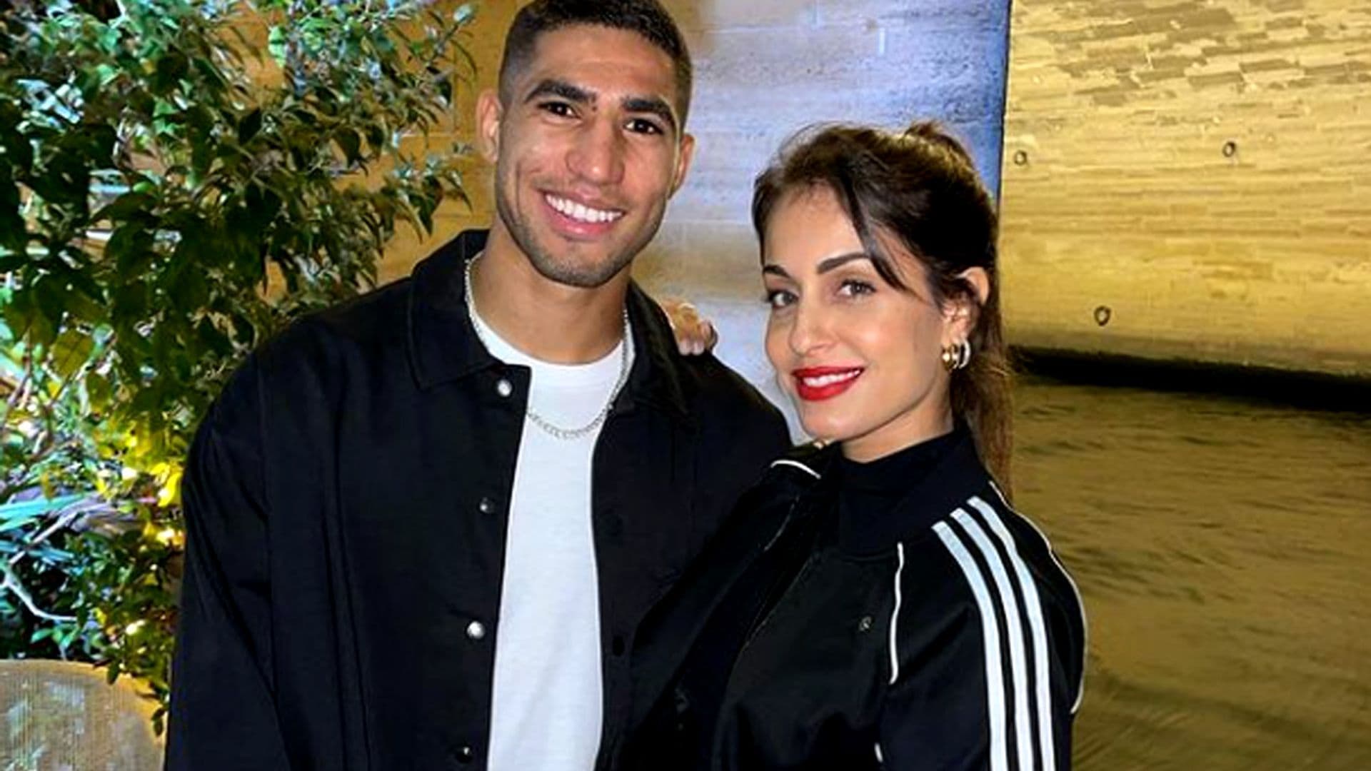Achraf Hakimi abre el álbum familiar para felicitar a Hiba Abouk con la escena premamá más tierna