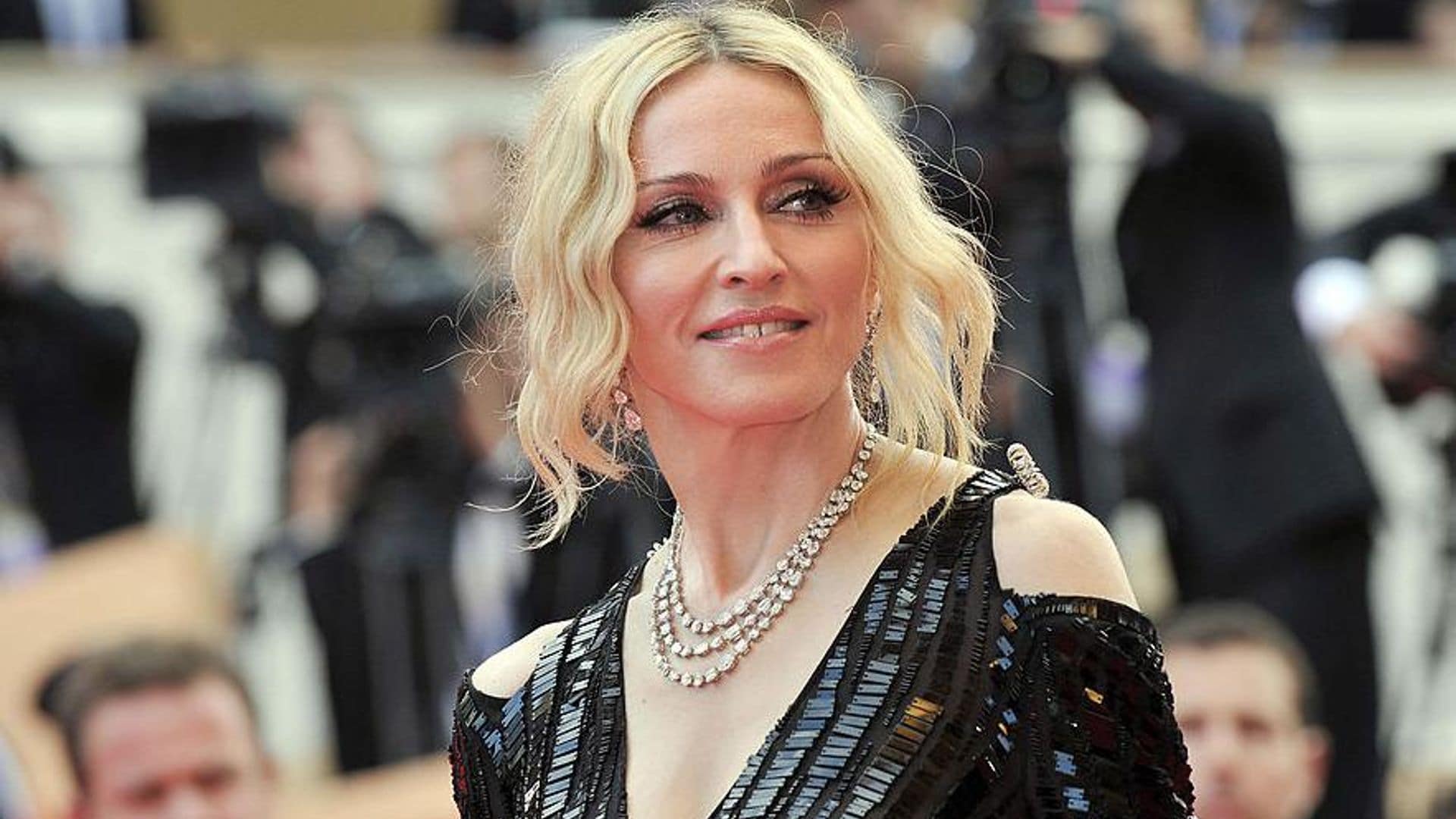 Madonna: Descubre 8 legendarios looks de la reina del pop