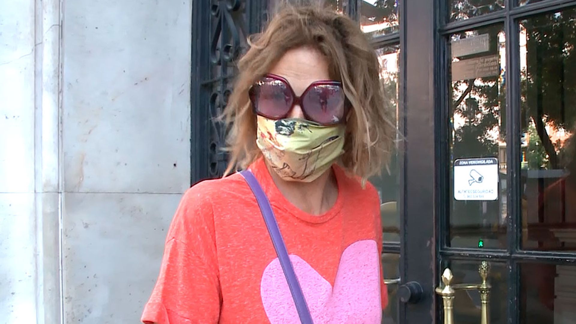 Primeras declaraciones de Ágatha Ruiz de la Prada tras las imágenes junto a Luis Gasset en ¡HOLA!