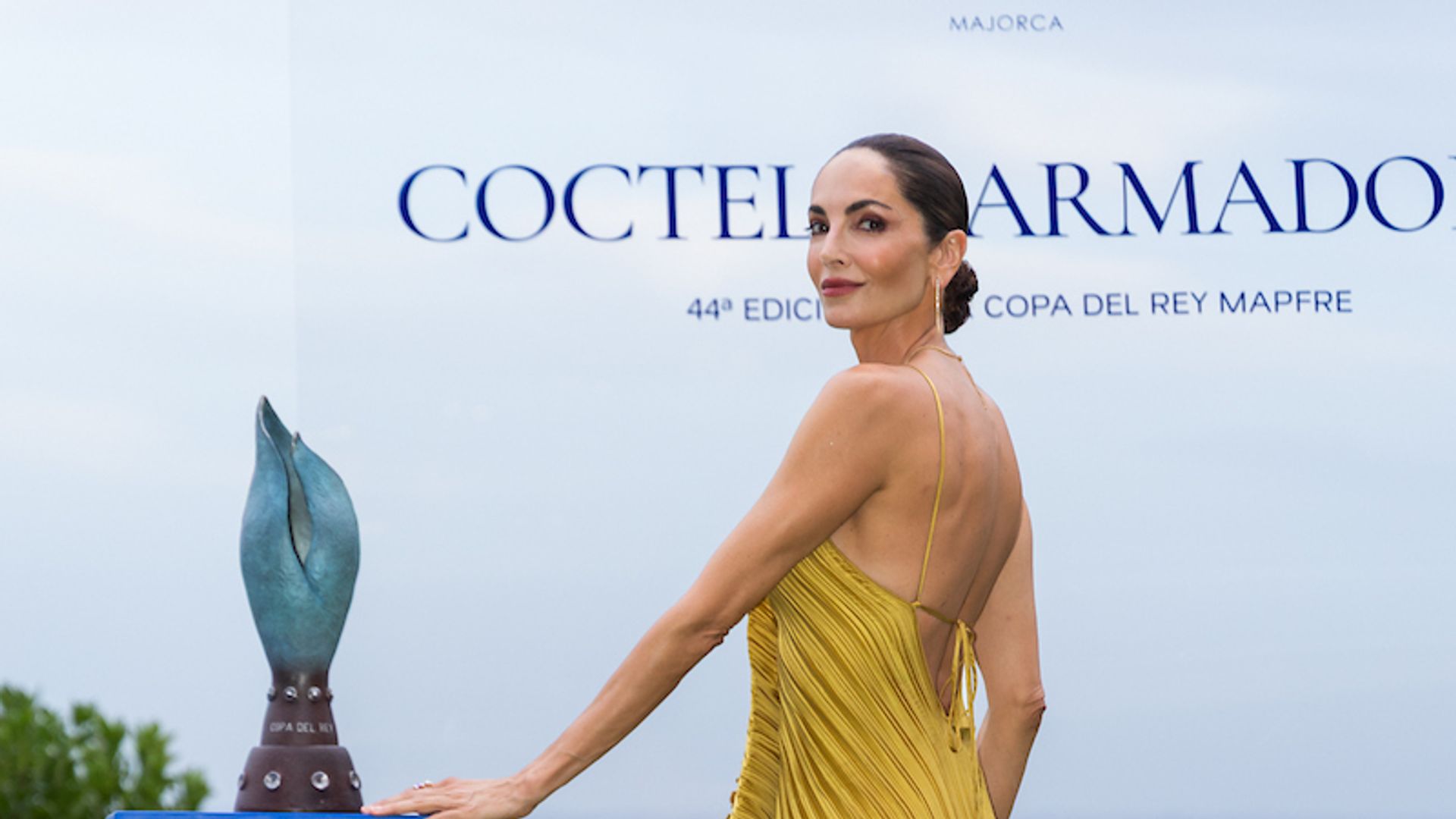 De Eugenia Silva a Javier Rey: el desfile de estrellas y 'glamour' que ha inaugurado la 44ª Copa del Rey Mapfre en Mallorca