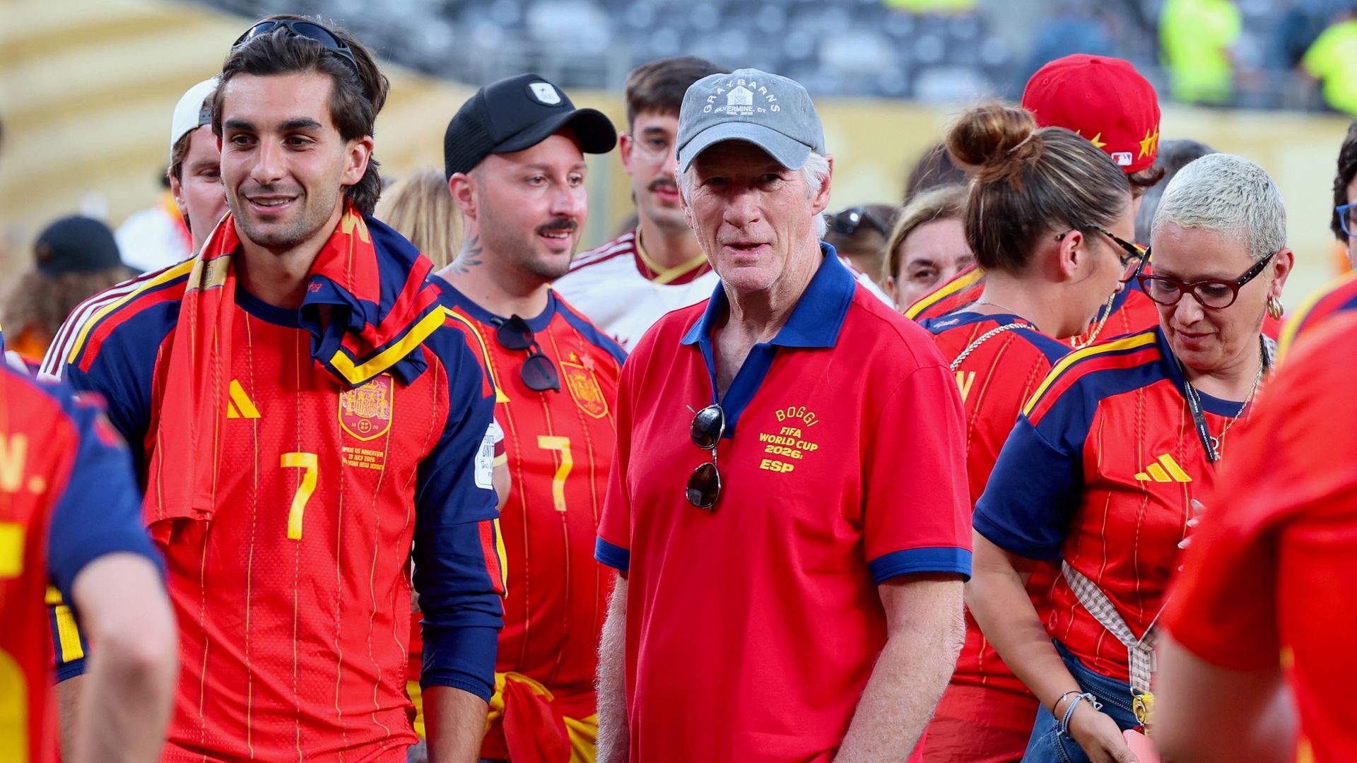 Richard Gere, Javier Bardem, los Beckham, Tom Cruise...: las estrellas se rinden ante la victoria de España