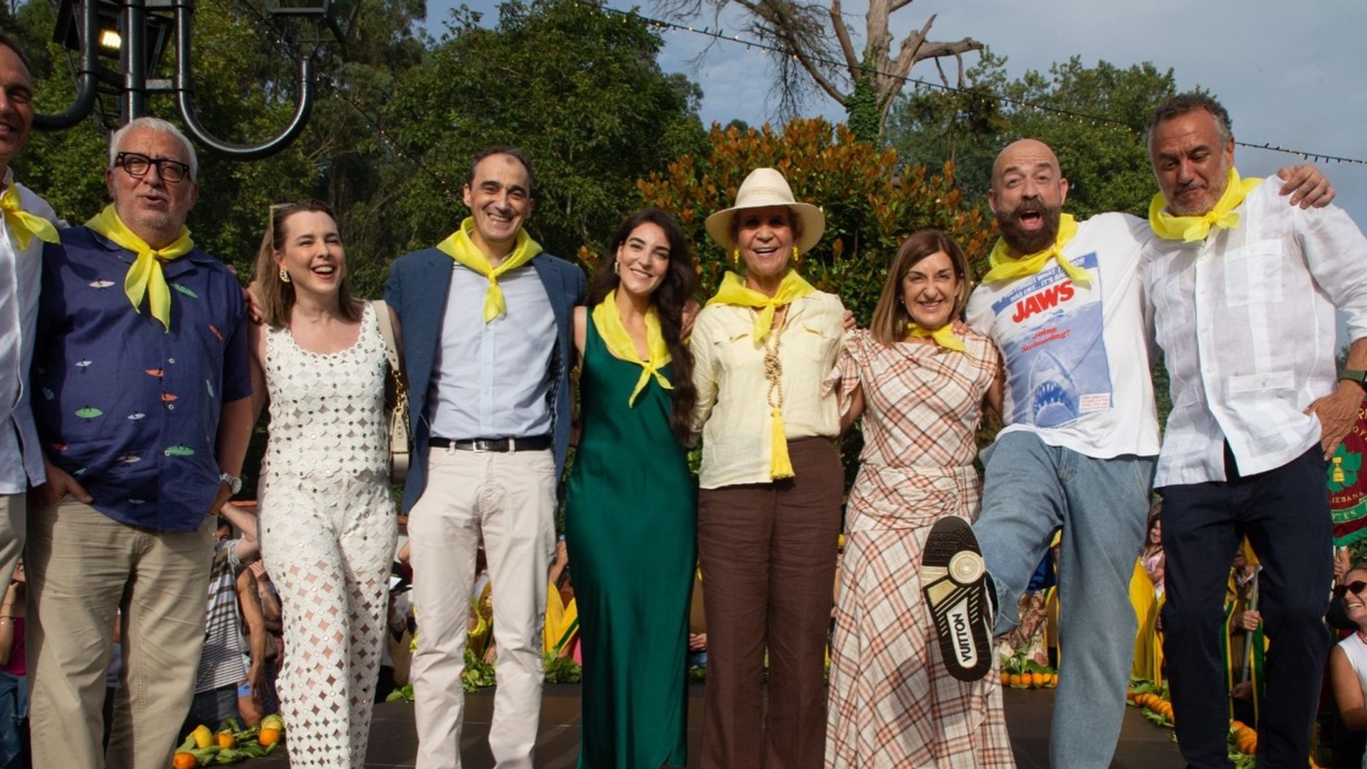 La infanta Elena junto a los nuevos y antigos embajadores de Limones Solidarios