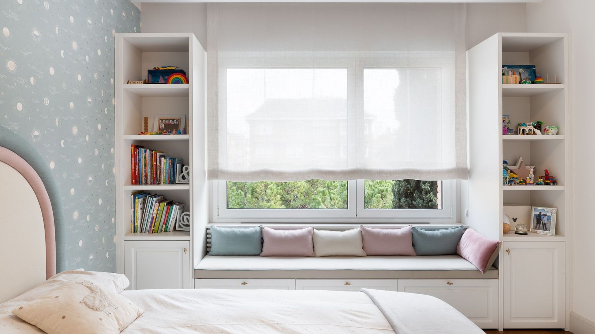 Dormitorio infantil con almacenaje