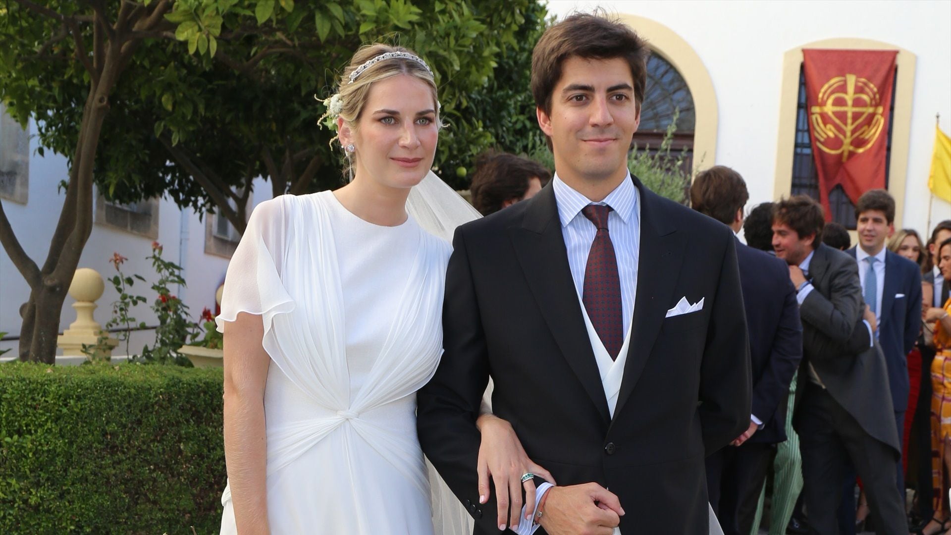 El 'sí, quiero' de Sibi Montes y Mateo Ibáñez con sus sobrinos Curro y Carmen como los otros grandes protagonistas