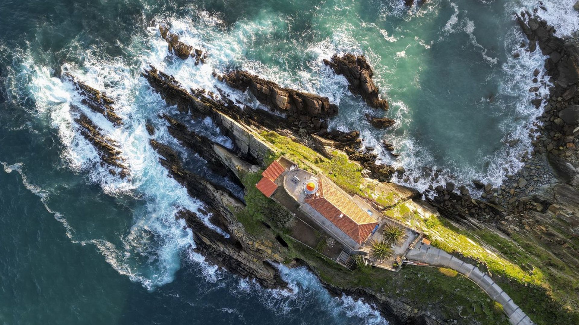 Hotel Faro de Cudillero (Asturias).