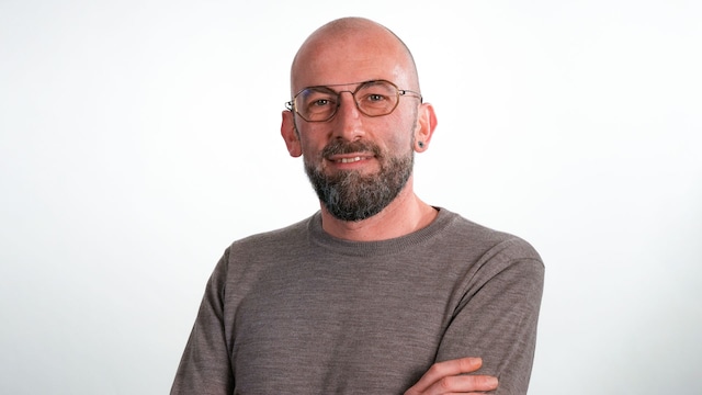  Marco Calabria, profesor de los Estudios de Ciencias de la Salud e investigadores de la unidad de investigación sobre salud digital, salud y bienestar de la UOC
