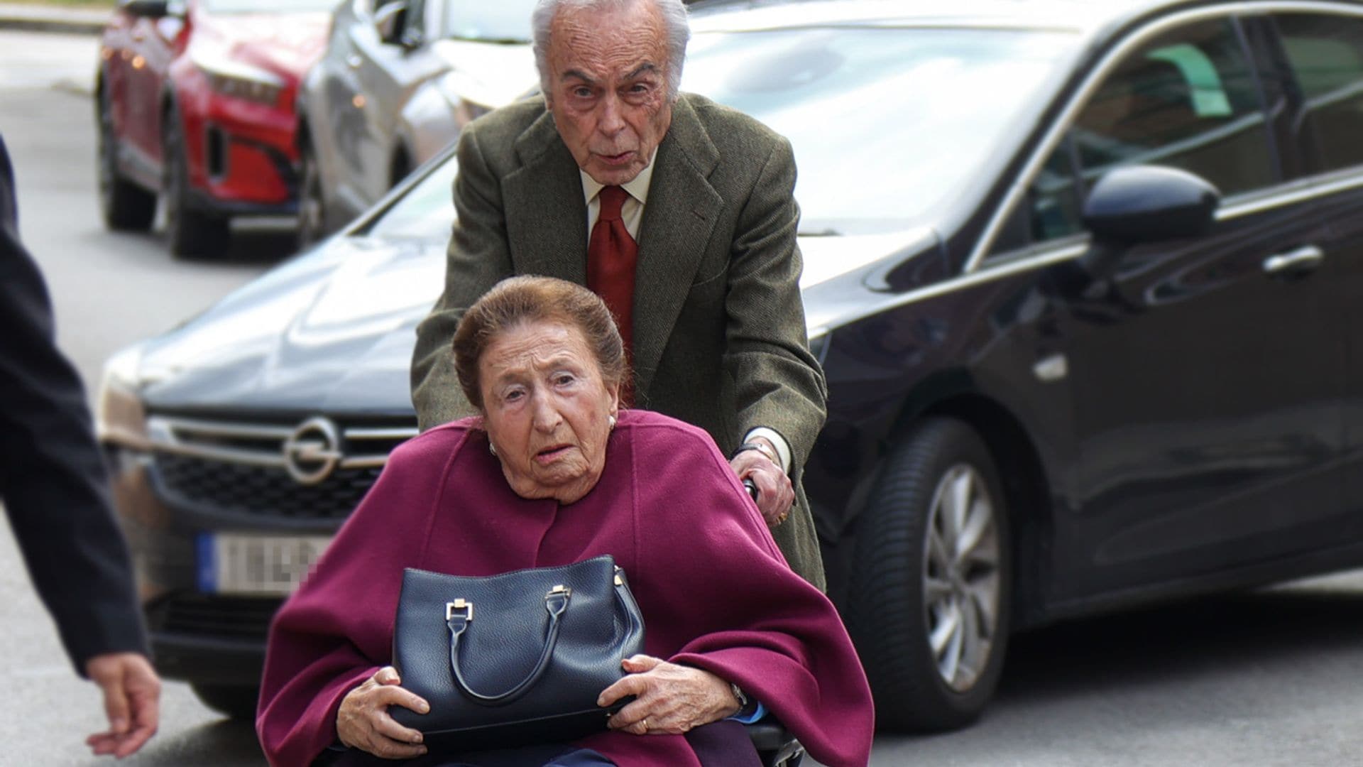 La infanta Margarita cumple 84 años y lo celebra con su familia ¡y con Antonio Carmona!