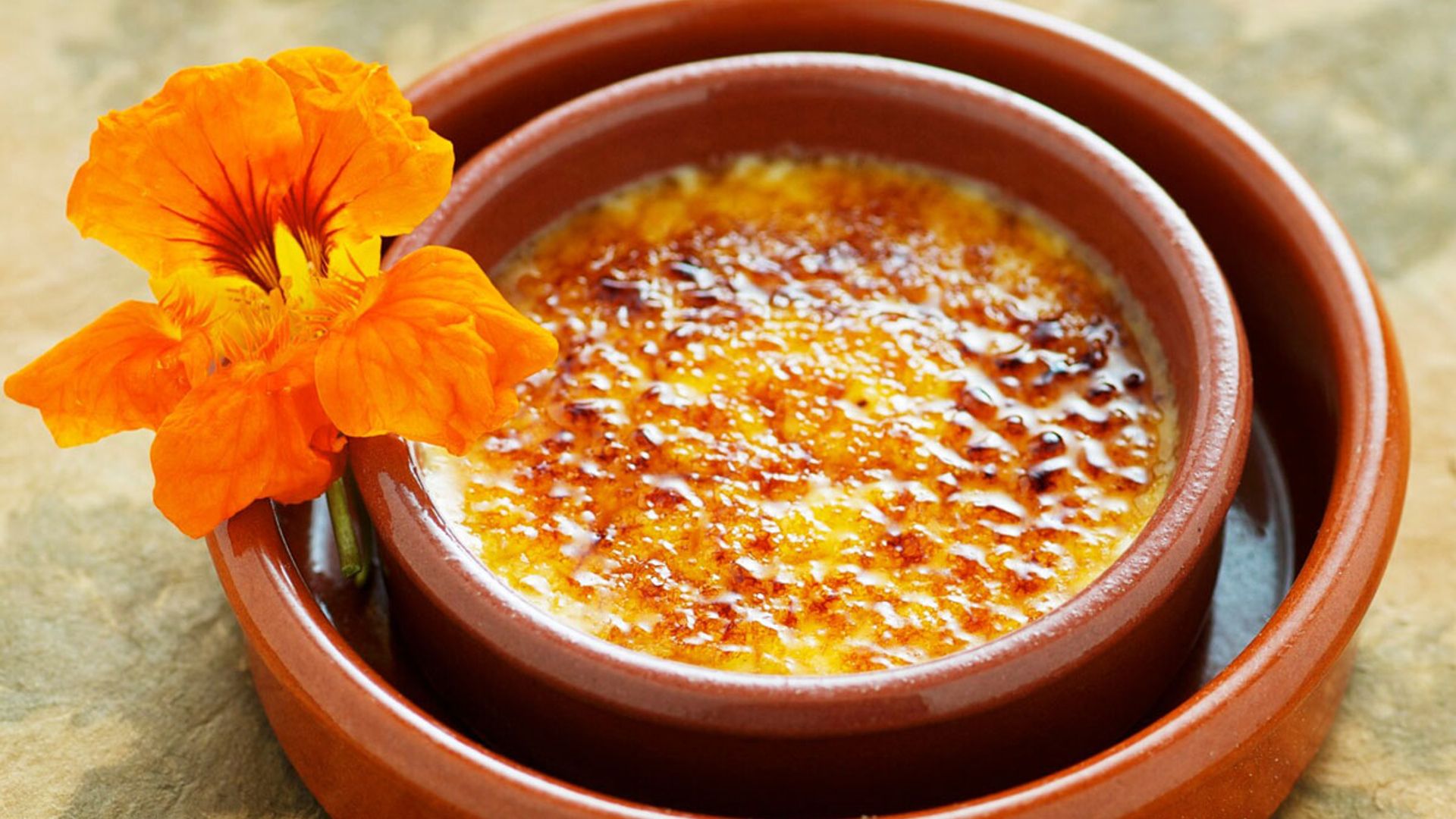 Todas las claves para preparar una crema catalana perfecta