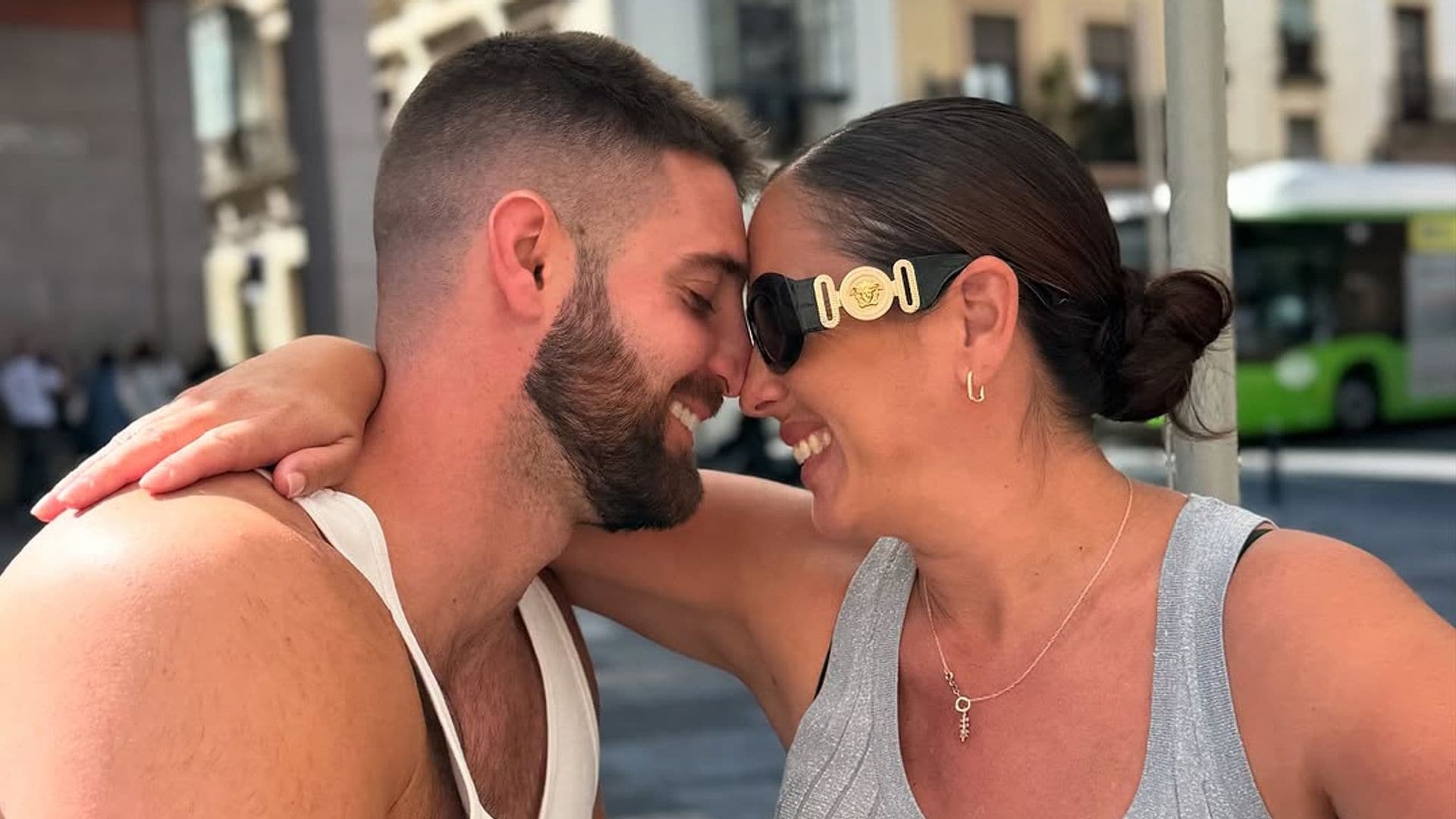 Anabel Pantoja y David Rodríguez desmienten los rumores de crisis con una romántica fotografía 