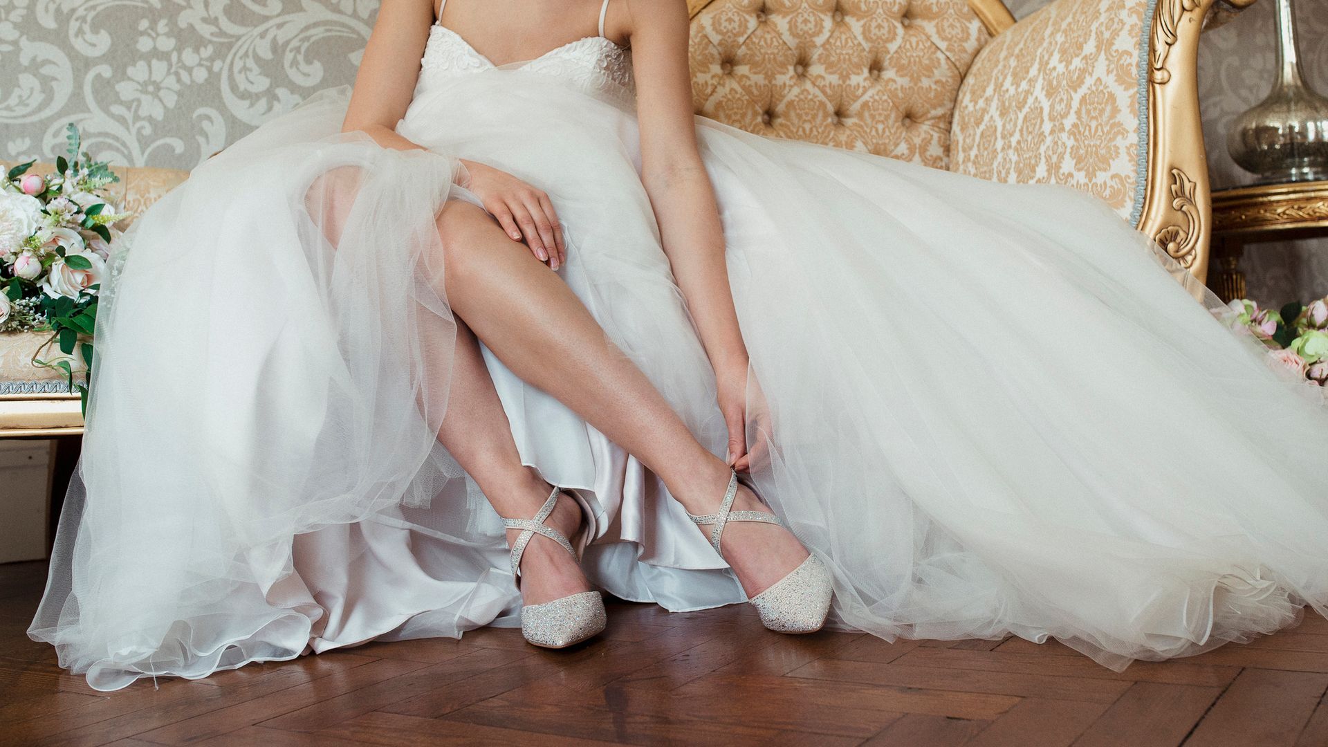 6 zapatos de tacón cómodo para invitadas (y novias) que no quieren llevar zapatillas