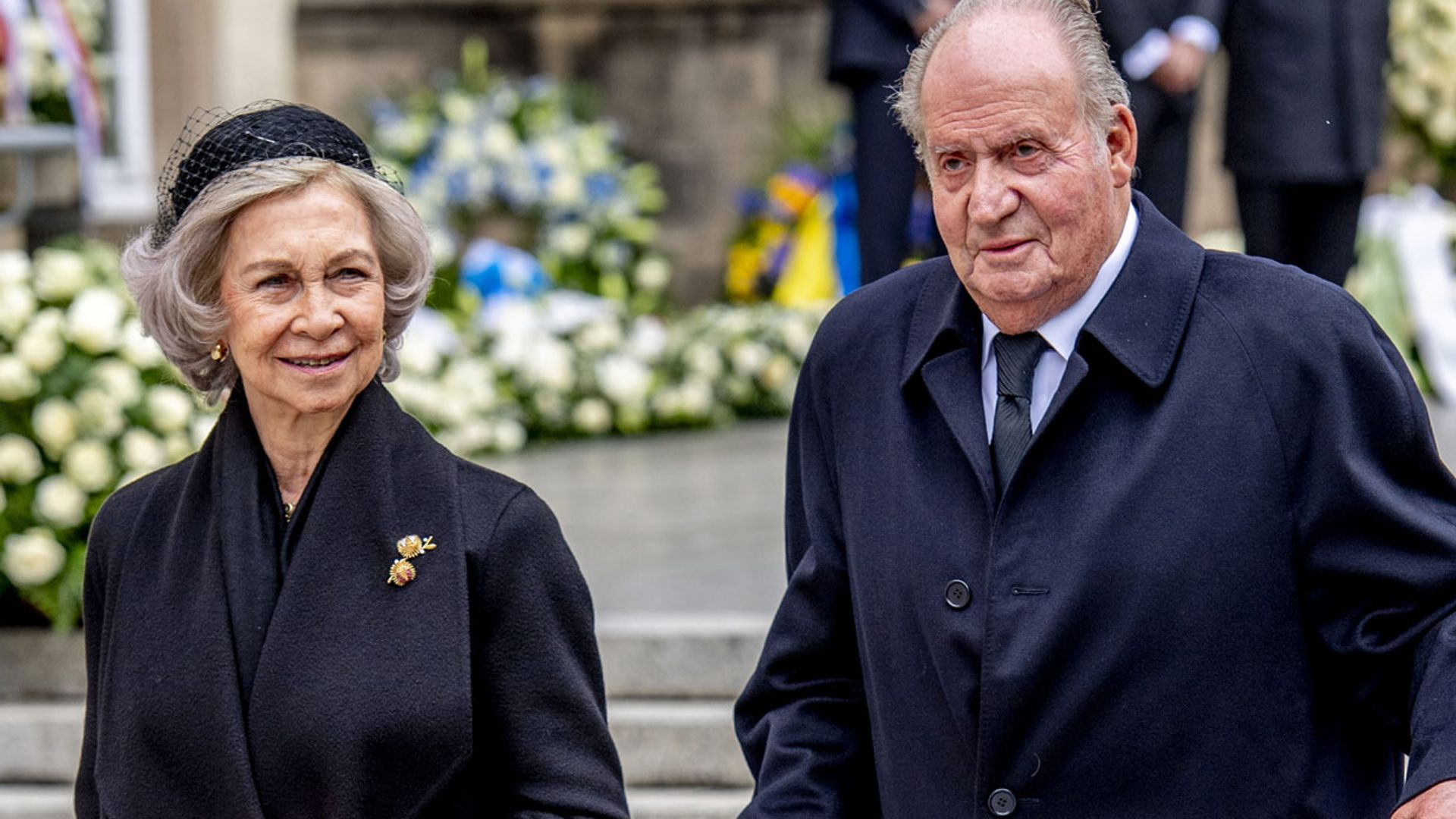 Don Juan Carlos y doña Sofía trasladan sus mejores deseos para Navidad
