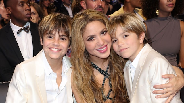 Shakira vive un inolvidable momento junto a sus hijos en el backstage del concierto de Coldplay 