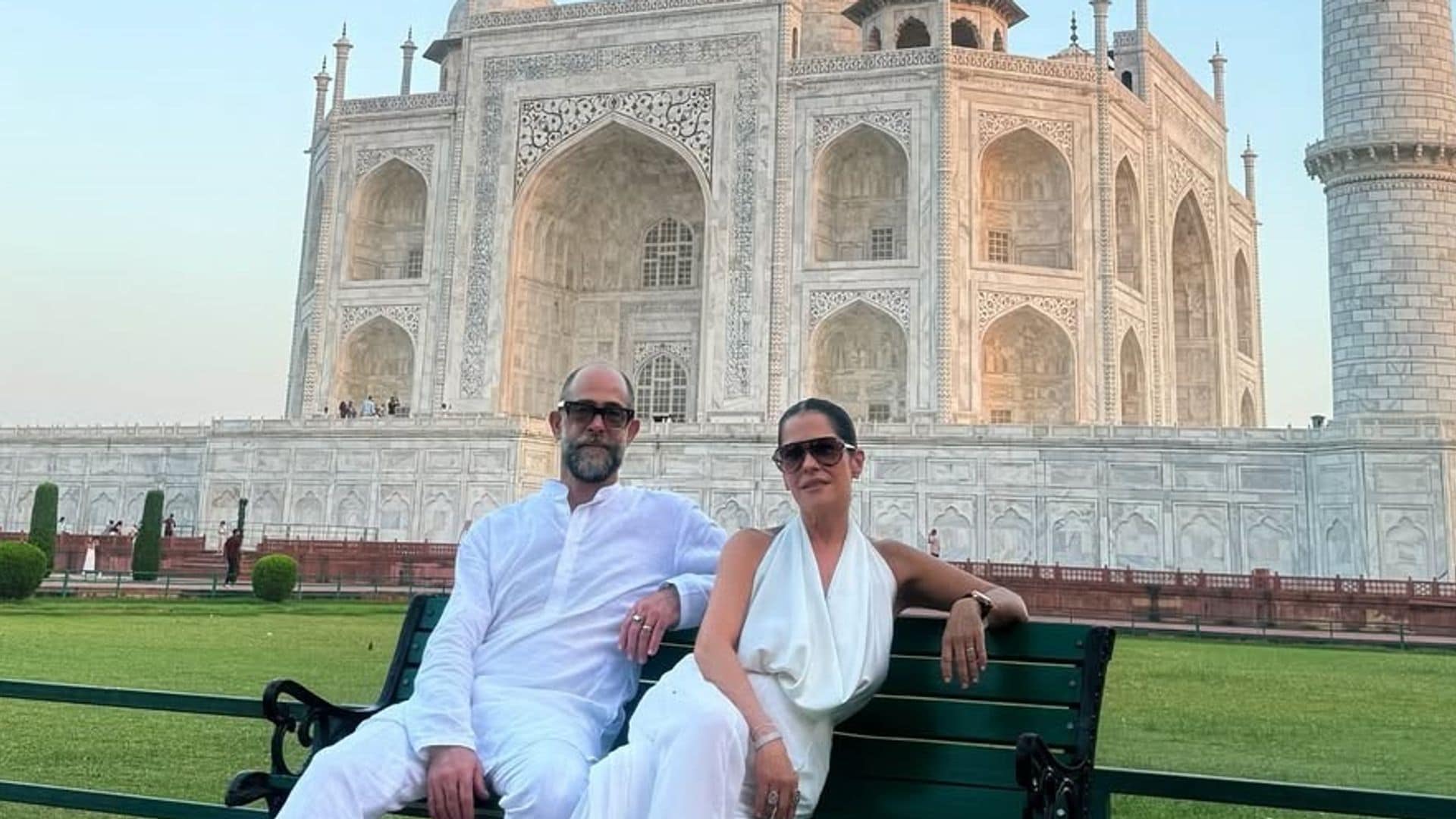 Martha Debayle y Juan Garibay en el Taj Mahal.