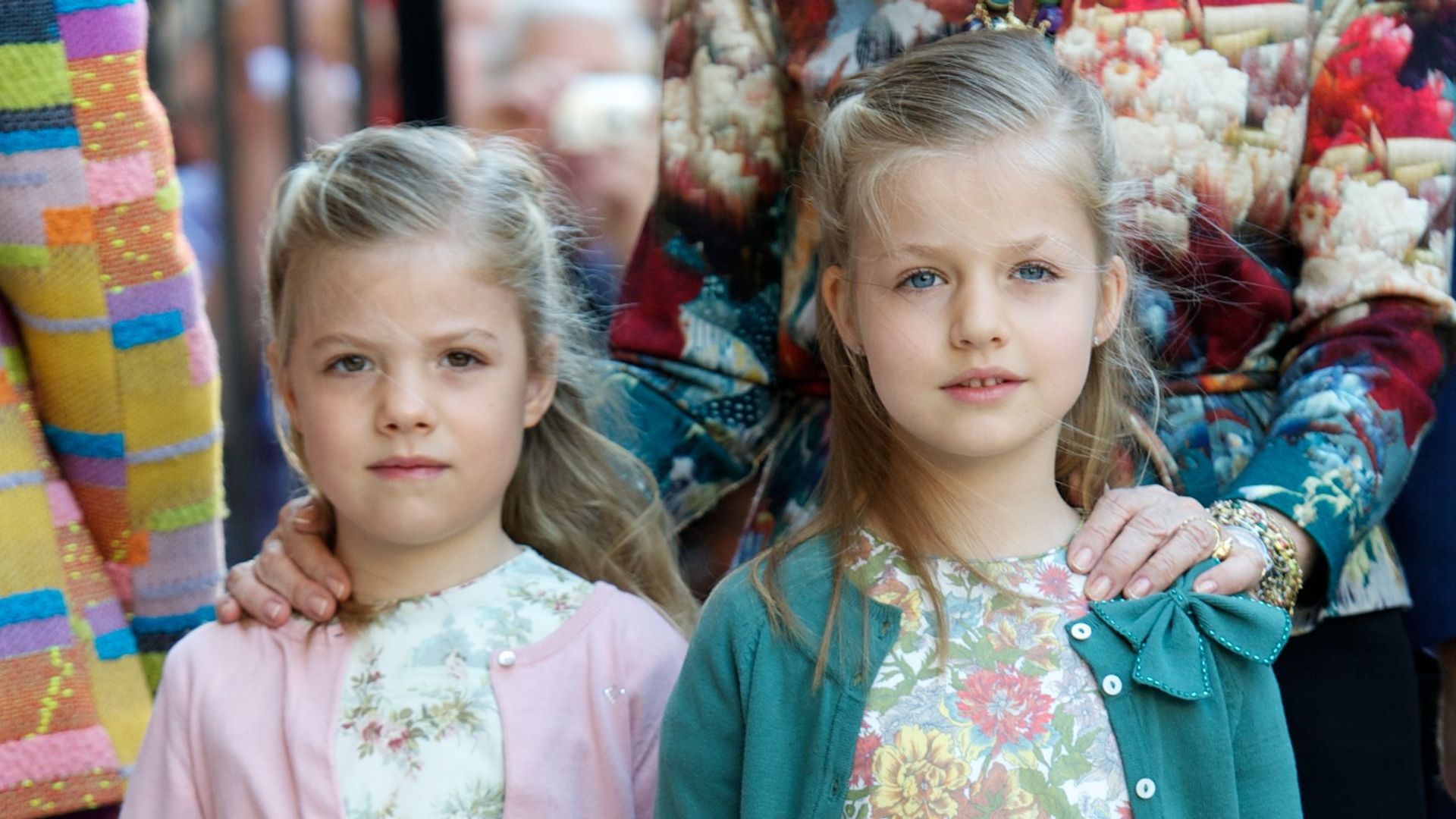 Así han vivido la Semana Santa la princesa Leonor y la infanta Sofía: de sus tradicionales posados en Mallorca a su visita privada a Chinchón