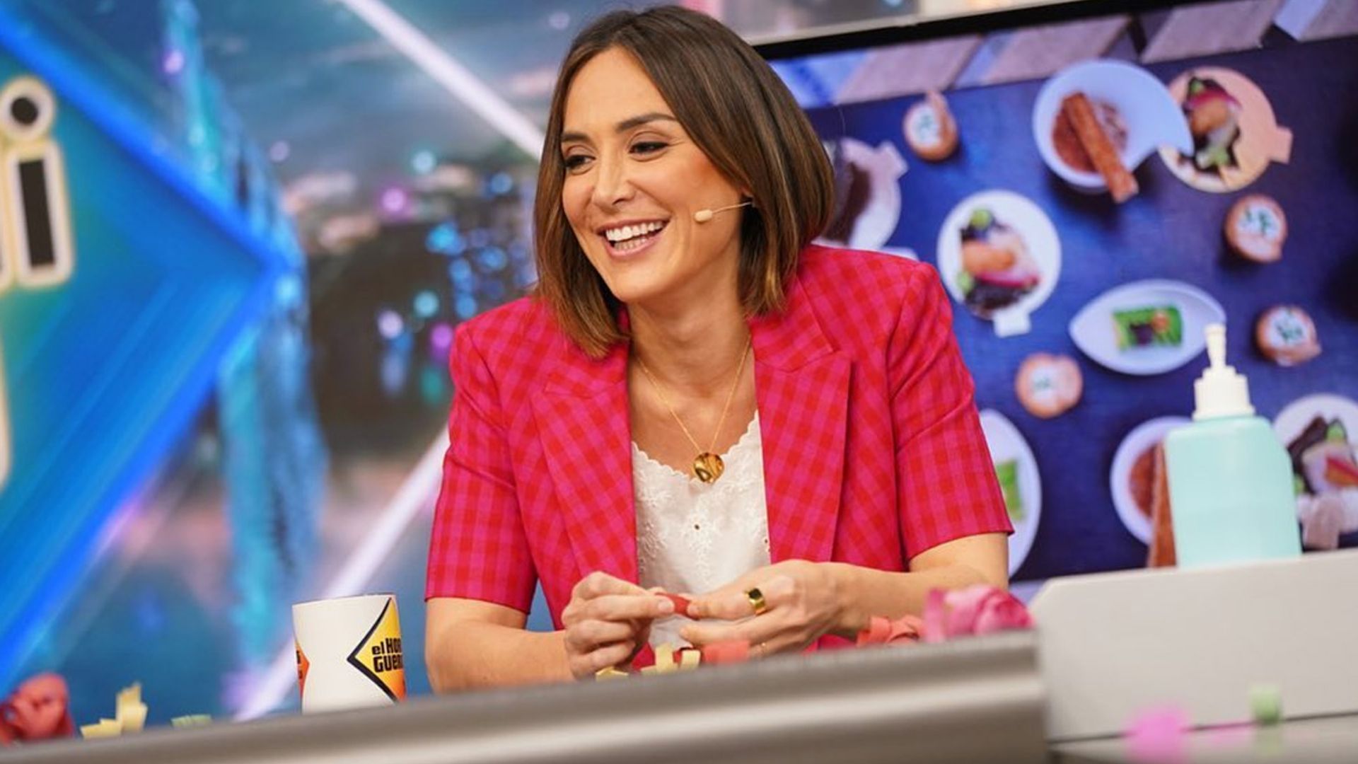 ¿Llevarías americana en verano? Tamara Falcó y su 'blazer' de Zara te convencerán