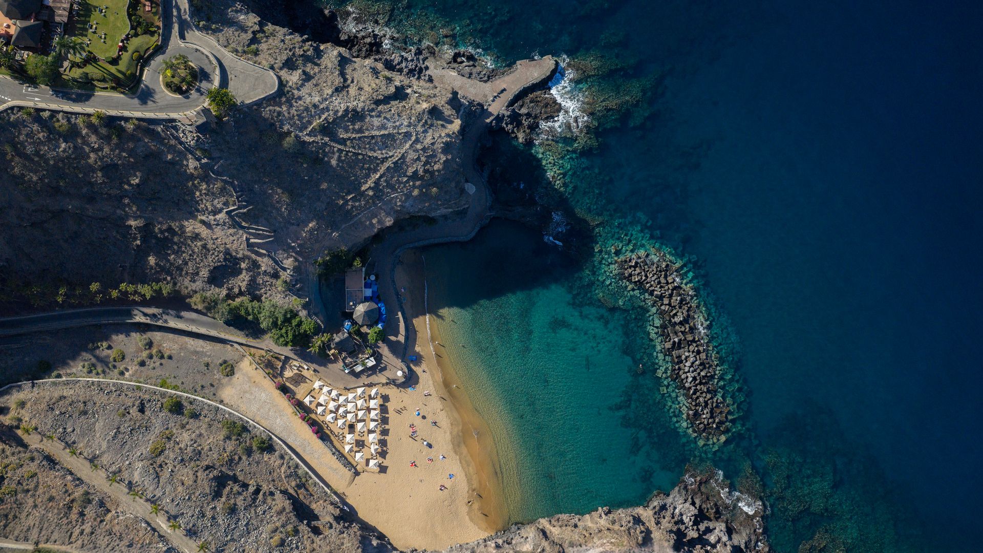 El paraíso de Tenerife con vistas a La Gomera que promete convertirse en el gran destino de 2026 por su verano eterno