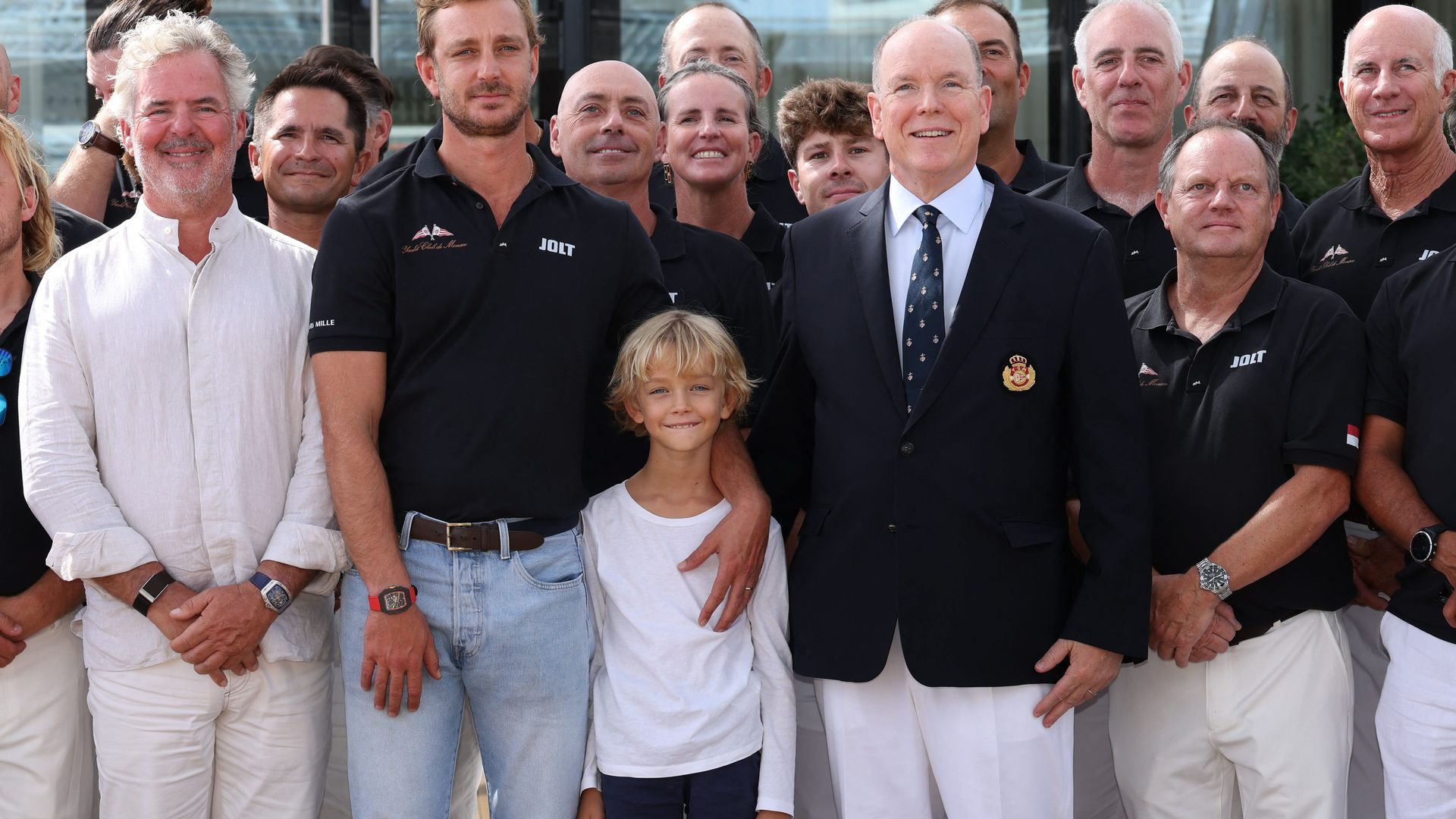 Pierre Casiraghi con su hijo Stefano y el príncipe Alberto de Mónaco 