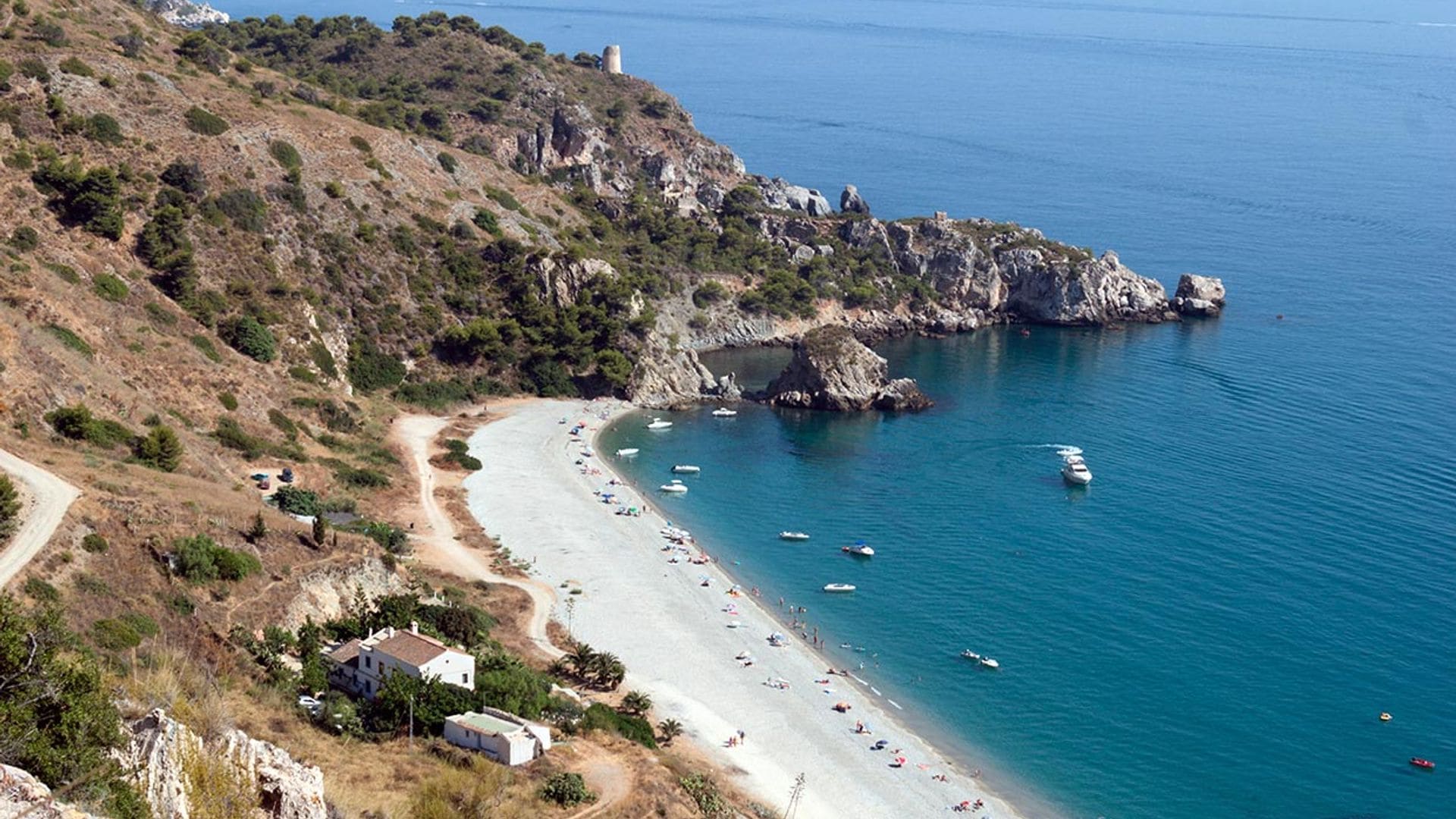 Almuñécar y La Herradura, dos paraísos para el verano en la Costa Tropical