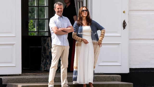 Federico y Mary de Dinamarca en el palacio de Grasten, su residencia de verano en Dinamarca
