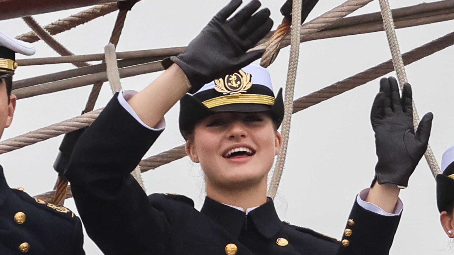 La princesa Leonor llega a las costas de Lima: así ha sido la bienvenida al Juan Sebastián de Elcano en Perú