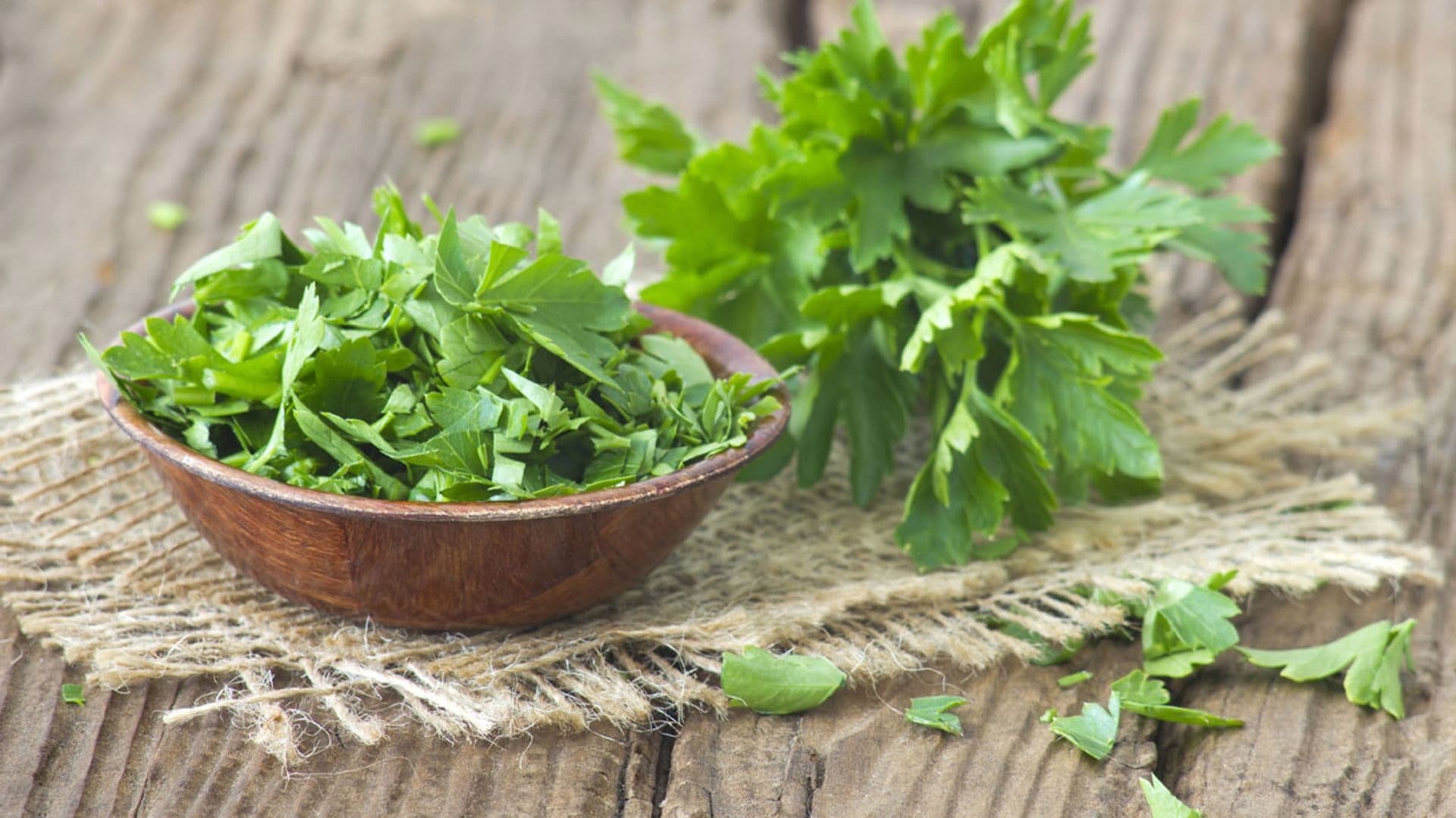 10 alimentos que te ayudan a reducir las ojeras