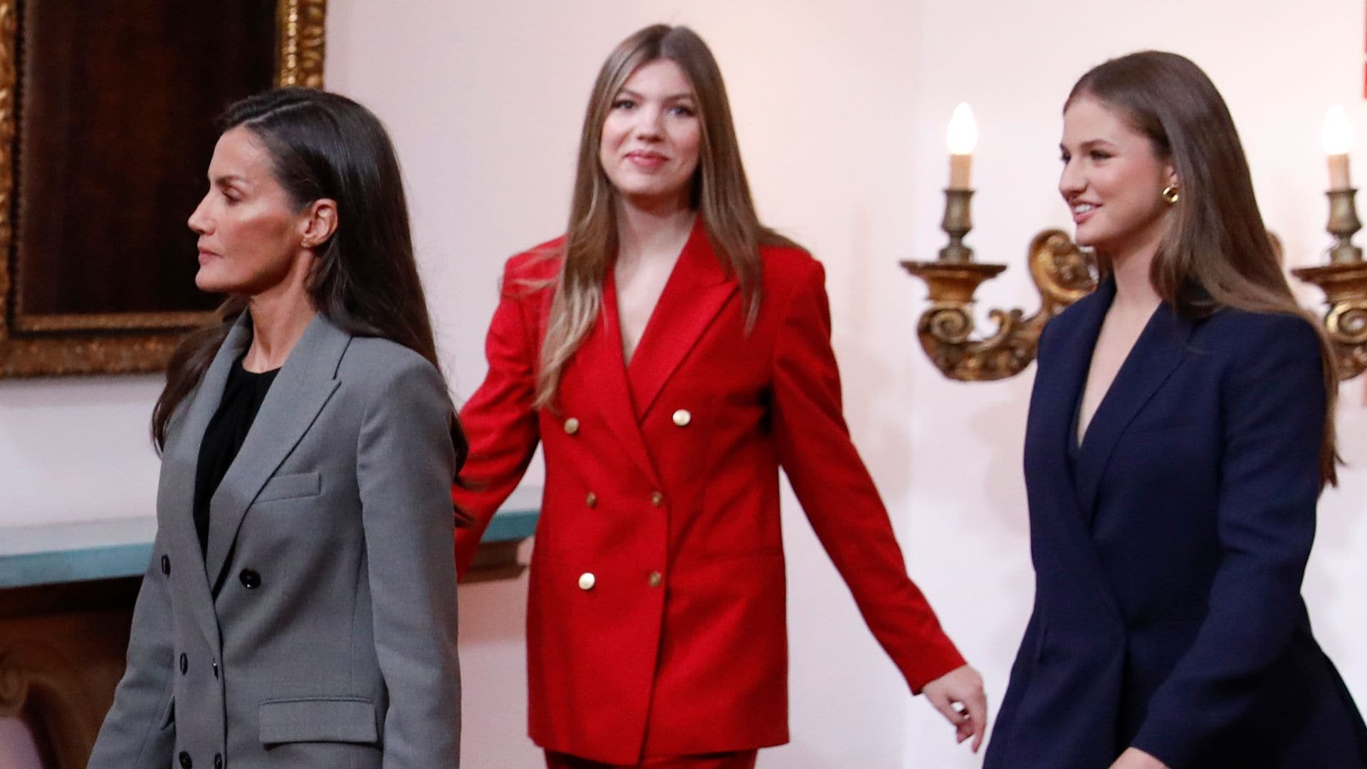 Nuestro experto en comunicación analiza los looks: "Al elegir traje, la reina y la princesa evitan lecturas sexistas"