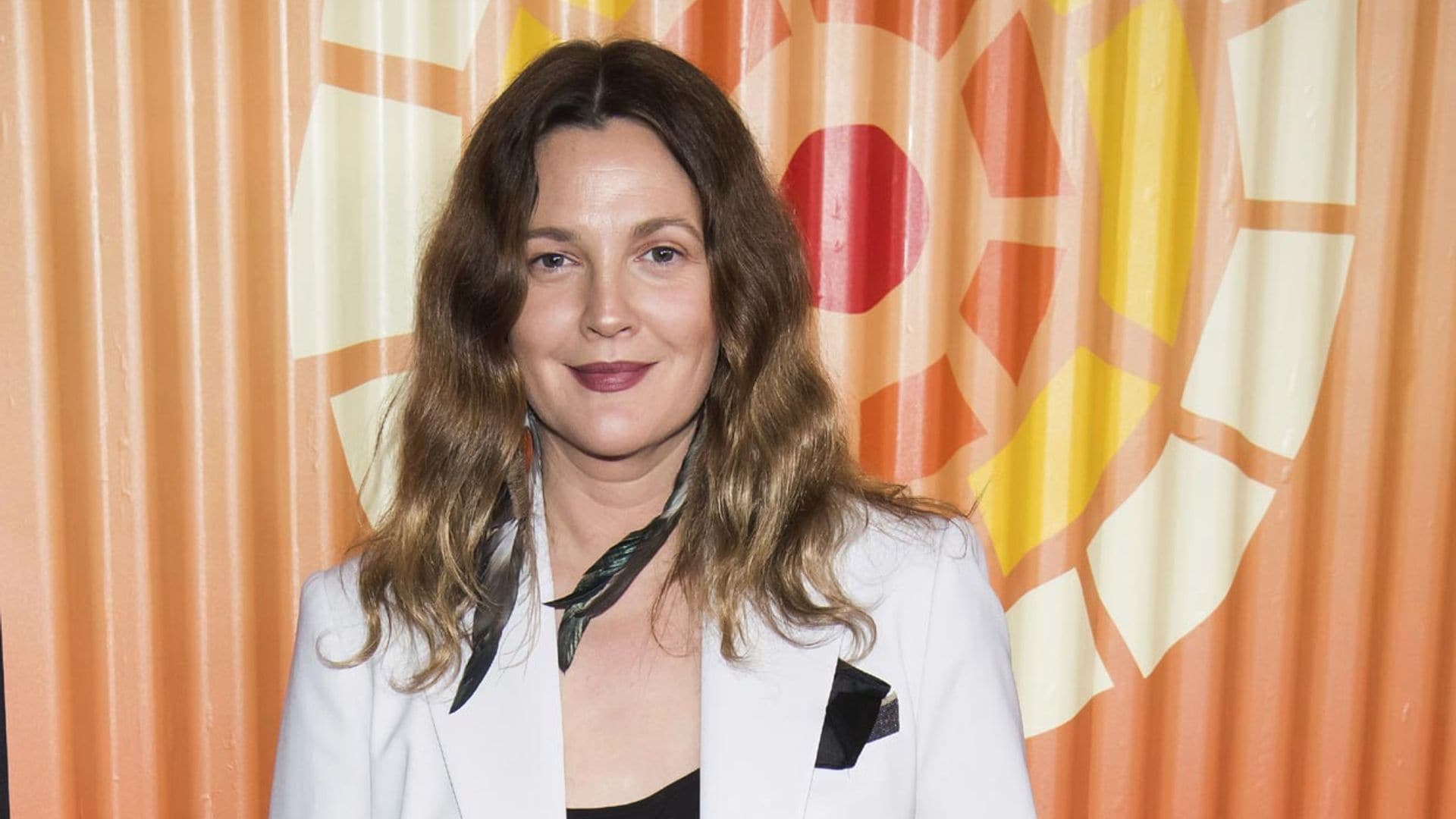 Drew Barrymore rememora el capítulo más difícil de su vida: ‘Mi madre me internó en un psiquiátrico con 13 años’