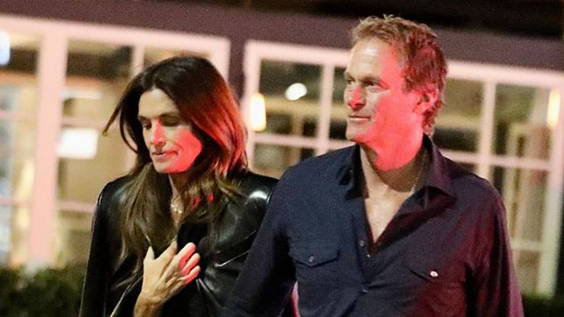 Cindy Crawford y Rande Gerber en Malibú