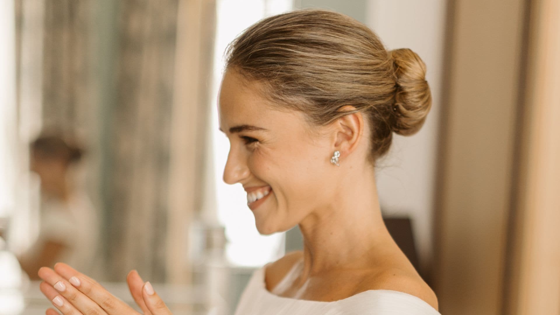 8 peinados de novia con melena larga que fascinan a las prometidas más virales