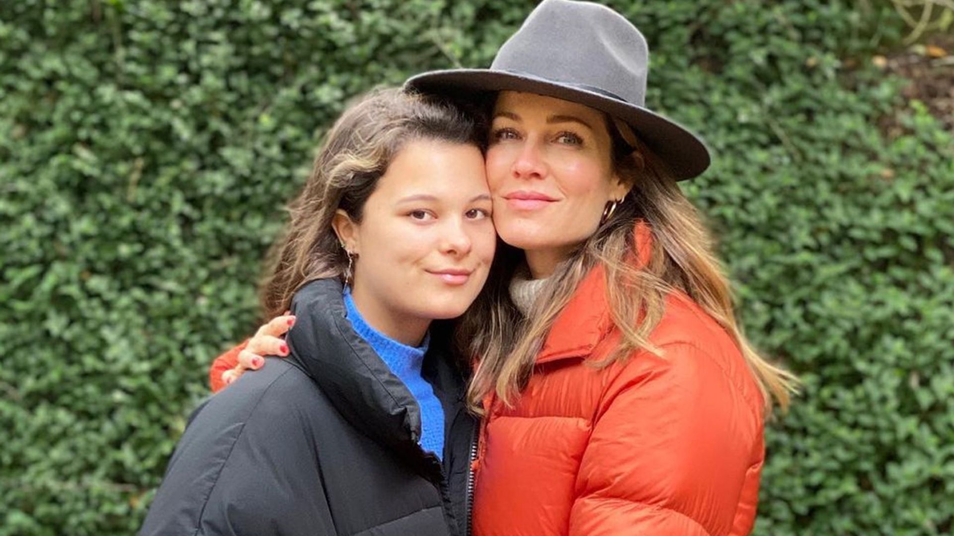 Manuela Sánchez presume de madre: 'La definición de belleza, sencillez y lealtad'