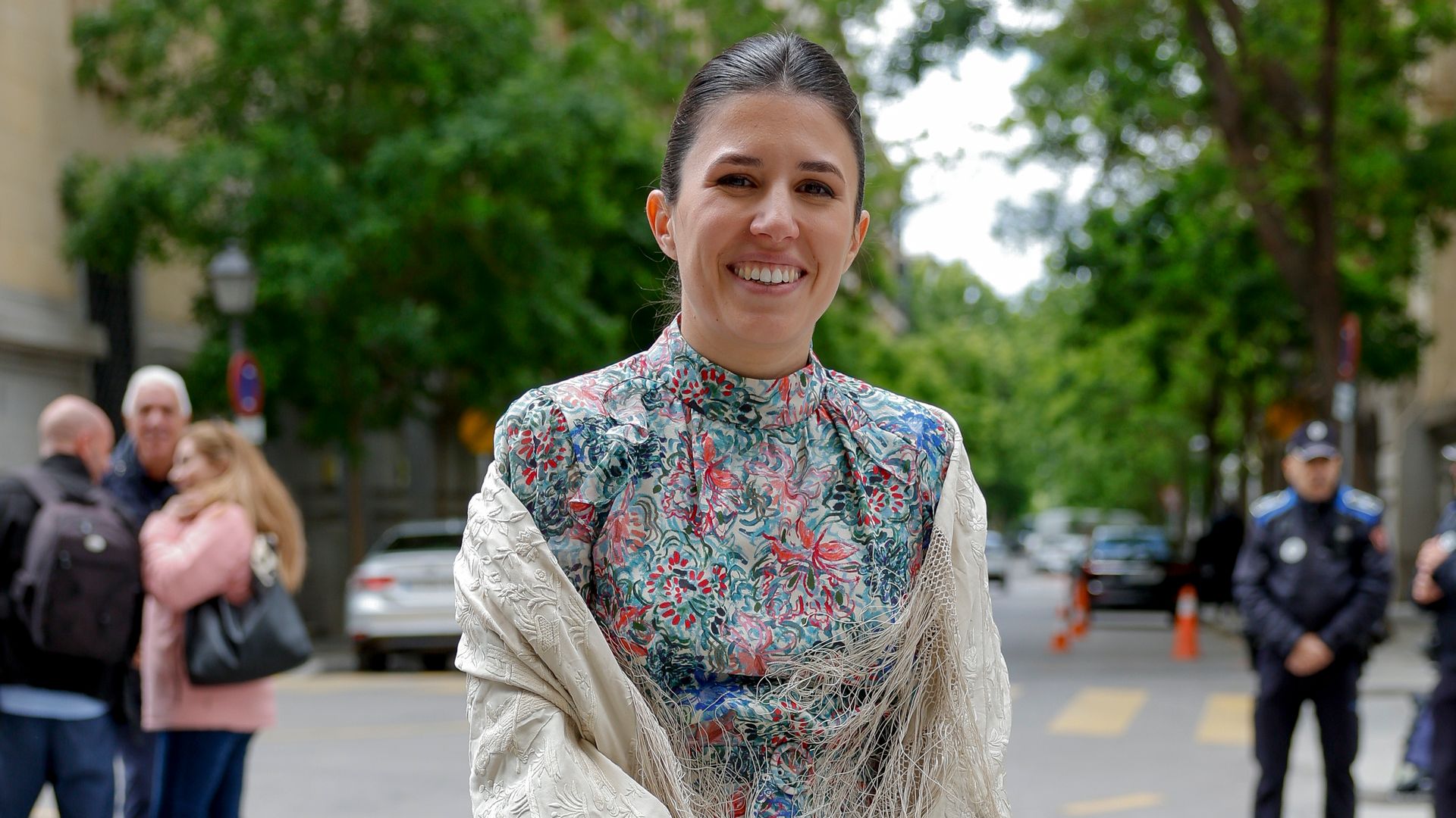 Teresa Urquijo con mantón de Manila en San Isidro, Madrid, 2026.